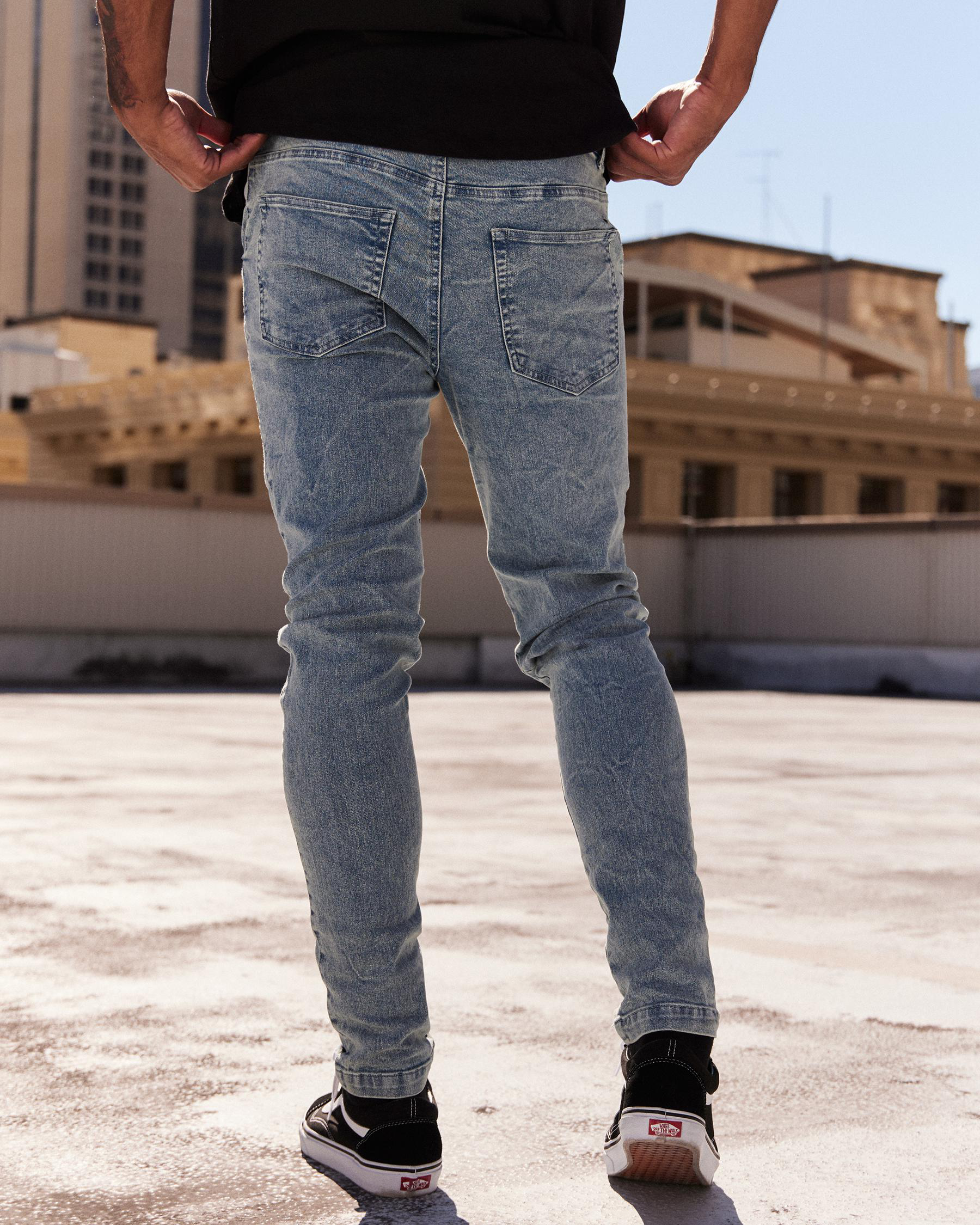 Structure Jeans