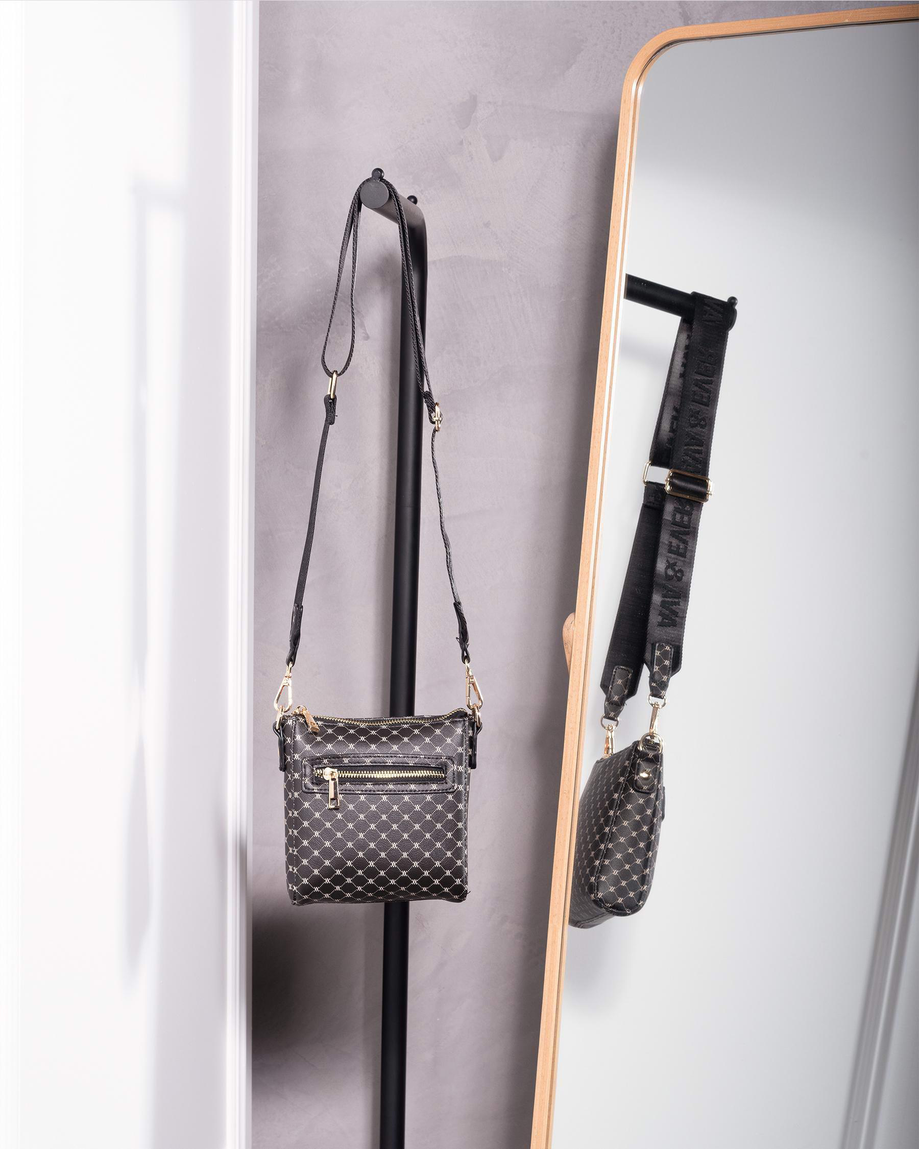 Teagan Messenger Bag