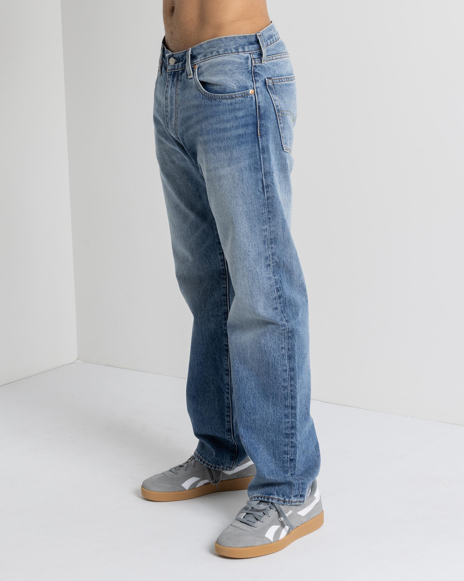 555 Relaxed Straight Jeans