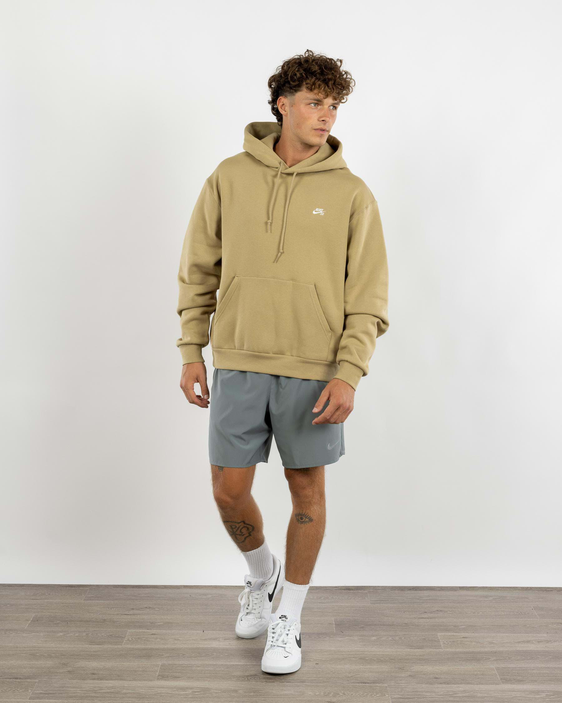 Sb Essential Logo Hoodie