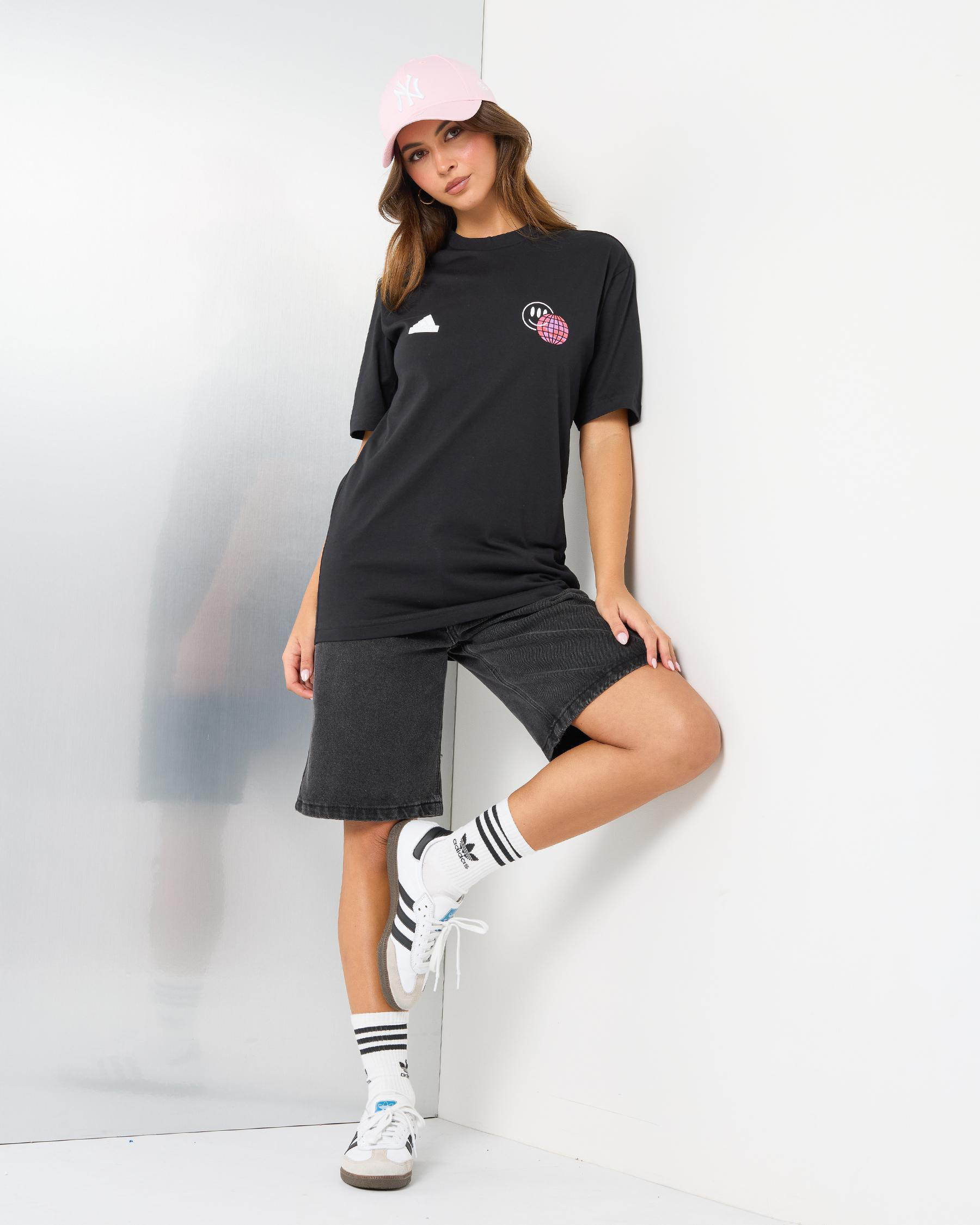 House of Tiro Summer Graphic T-Shirt