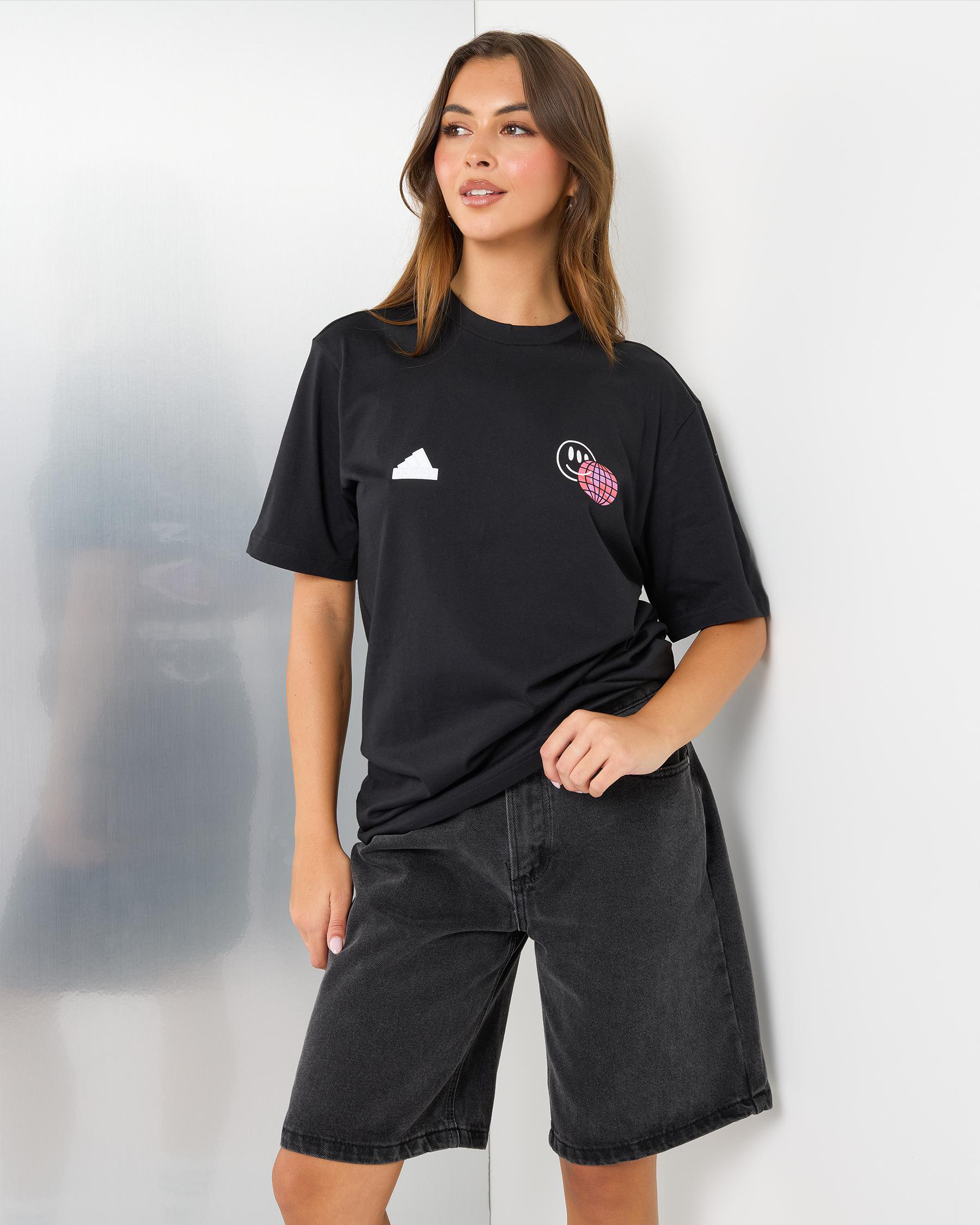 House of Tiro Summer Graphic T-Shirt