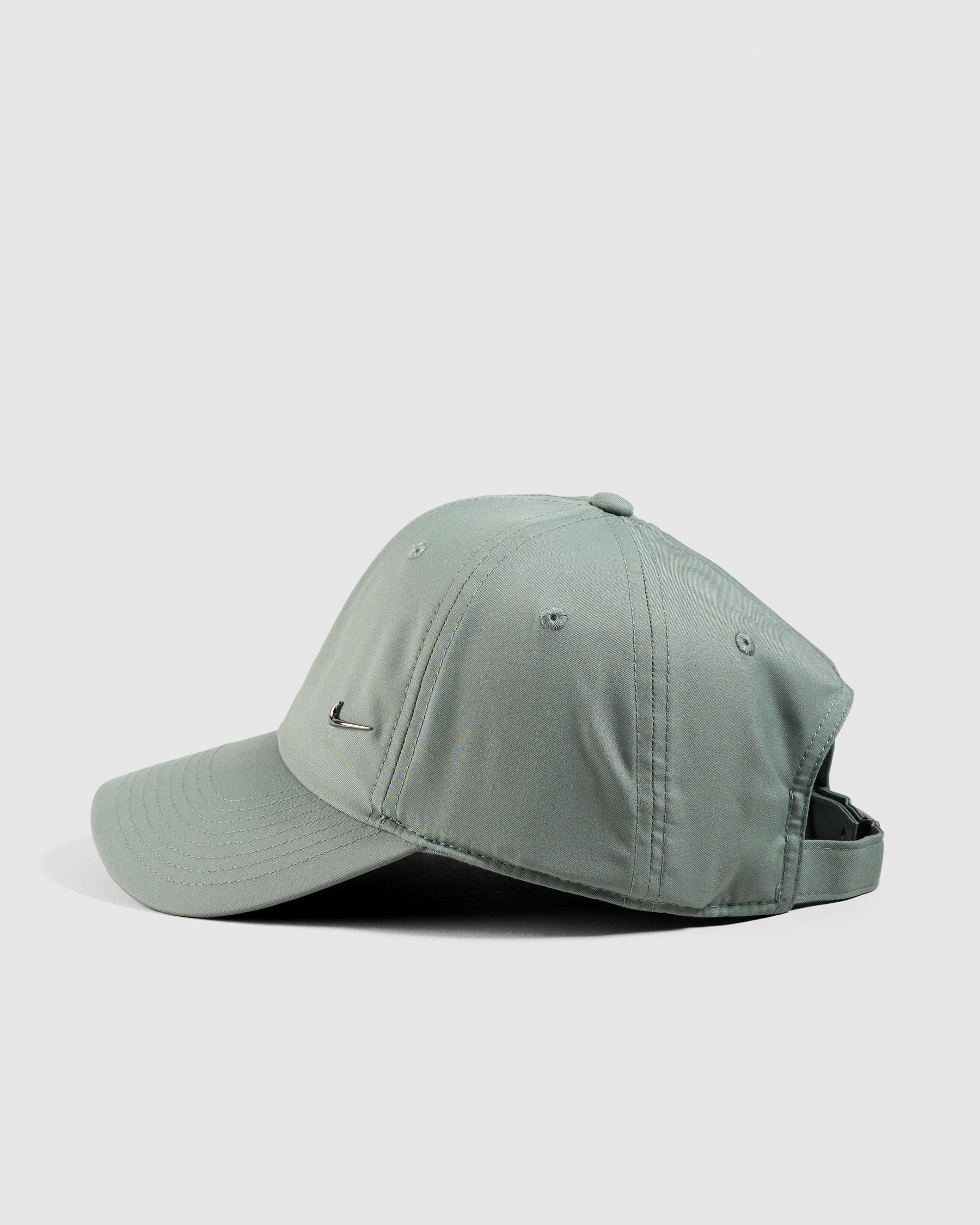 Swoosh Metallic Cap
