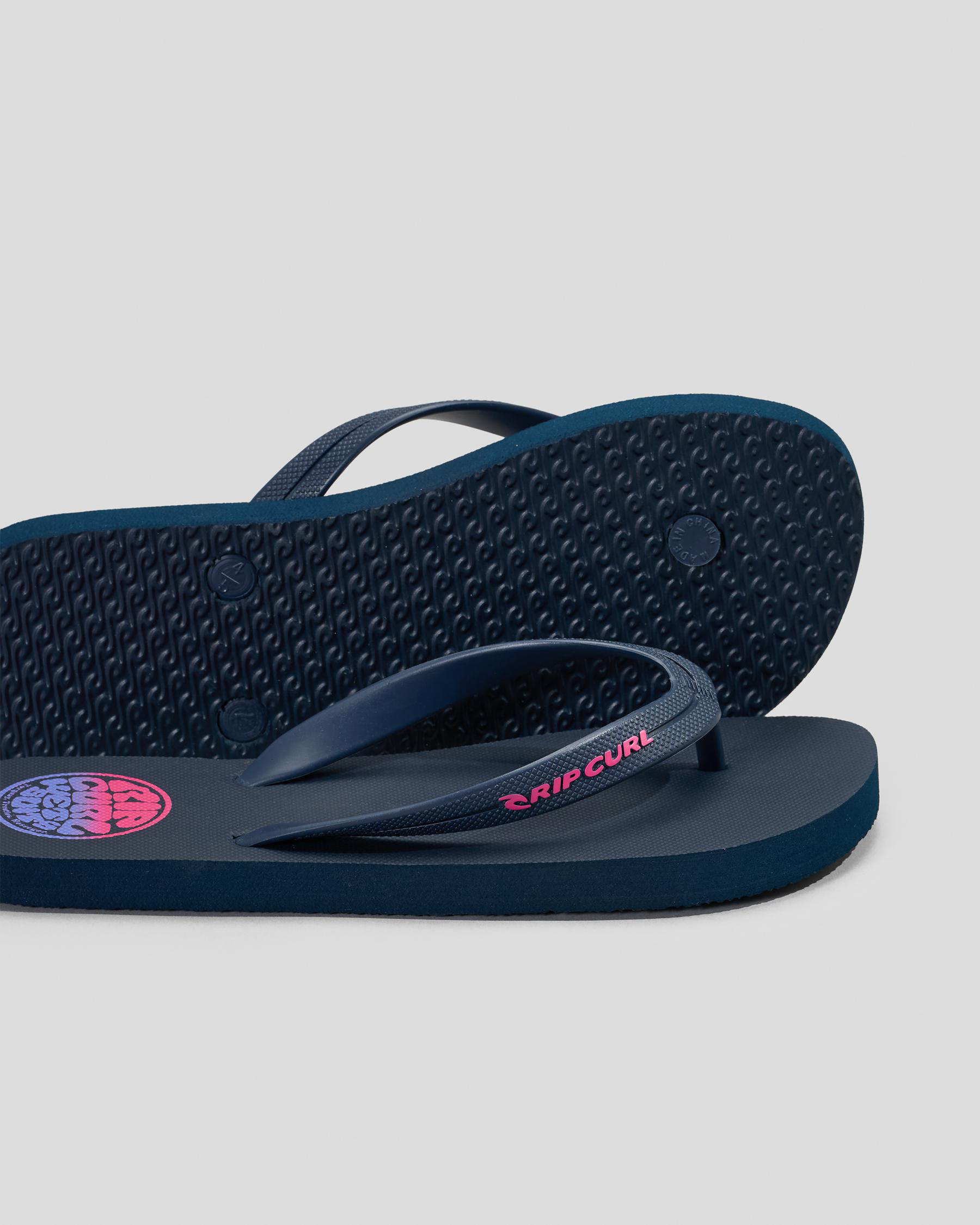 Wetty Fade Bloom Thongs