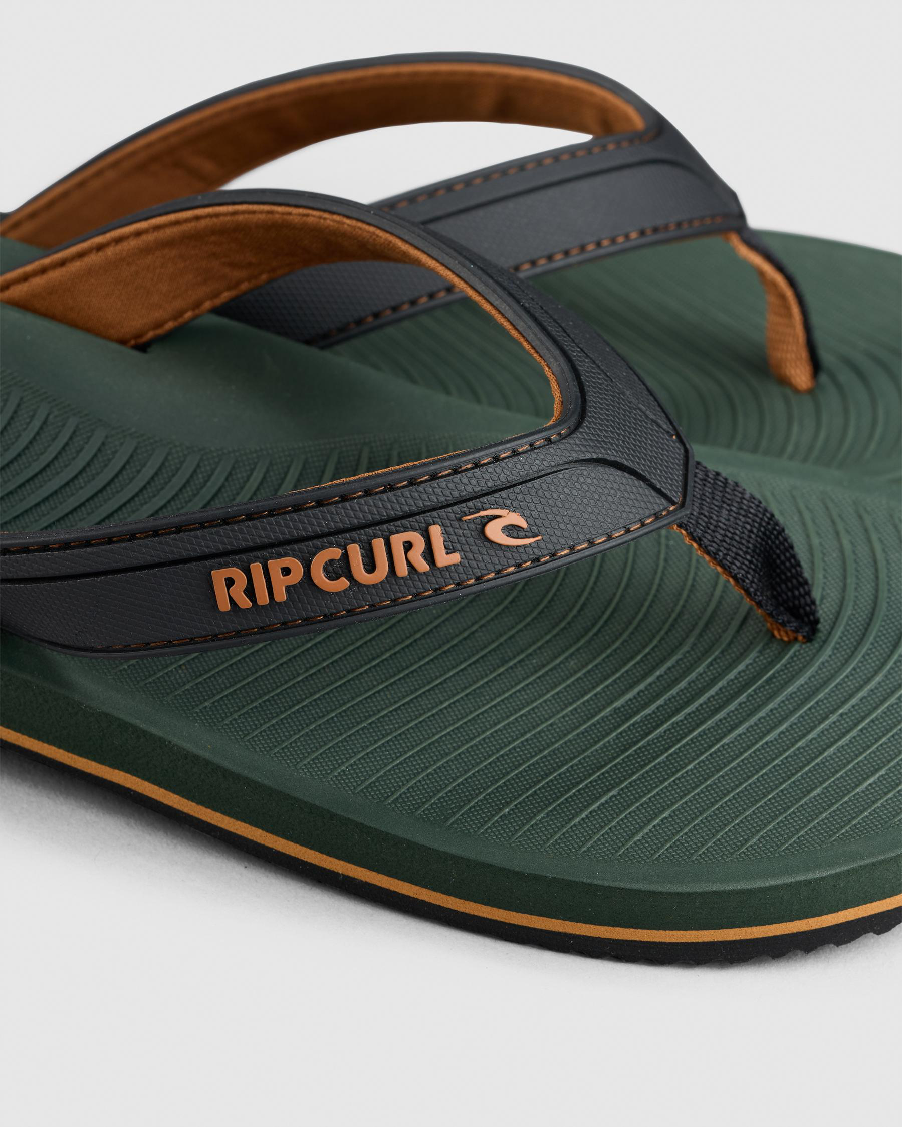 Tunnels Bloom Thongs