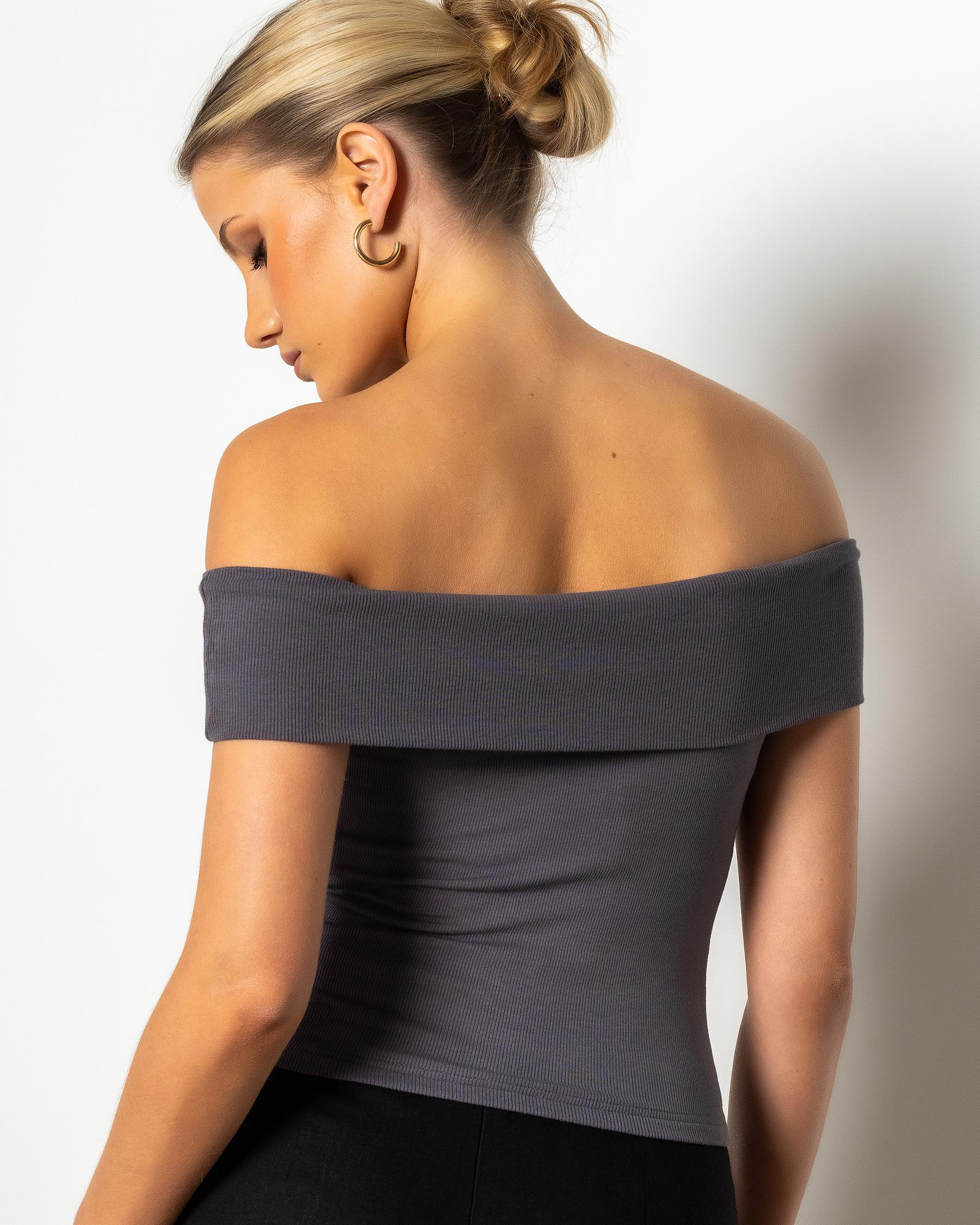 Basic Fine Rib Off Shoulder Top