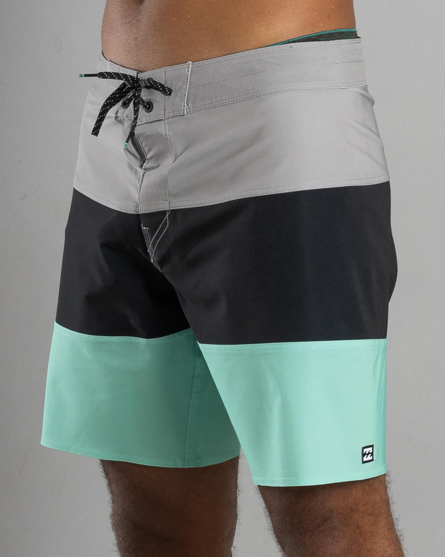 Tribong Pro Board Shorts