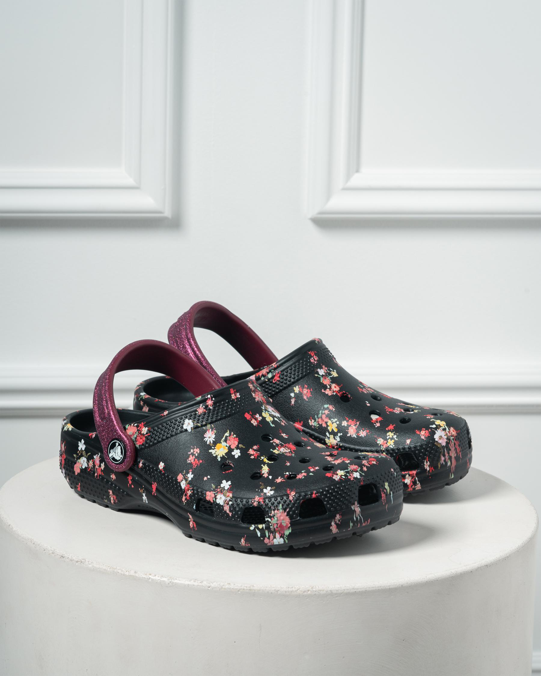 Classic Floral Print Clogs