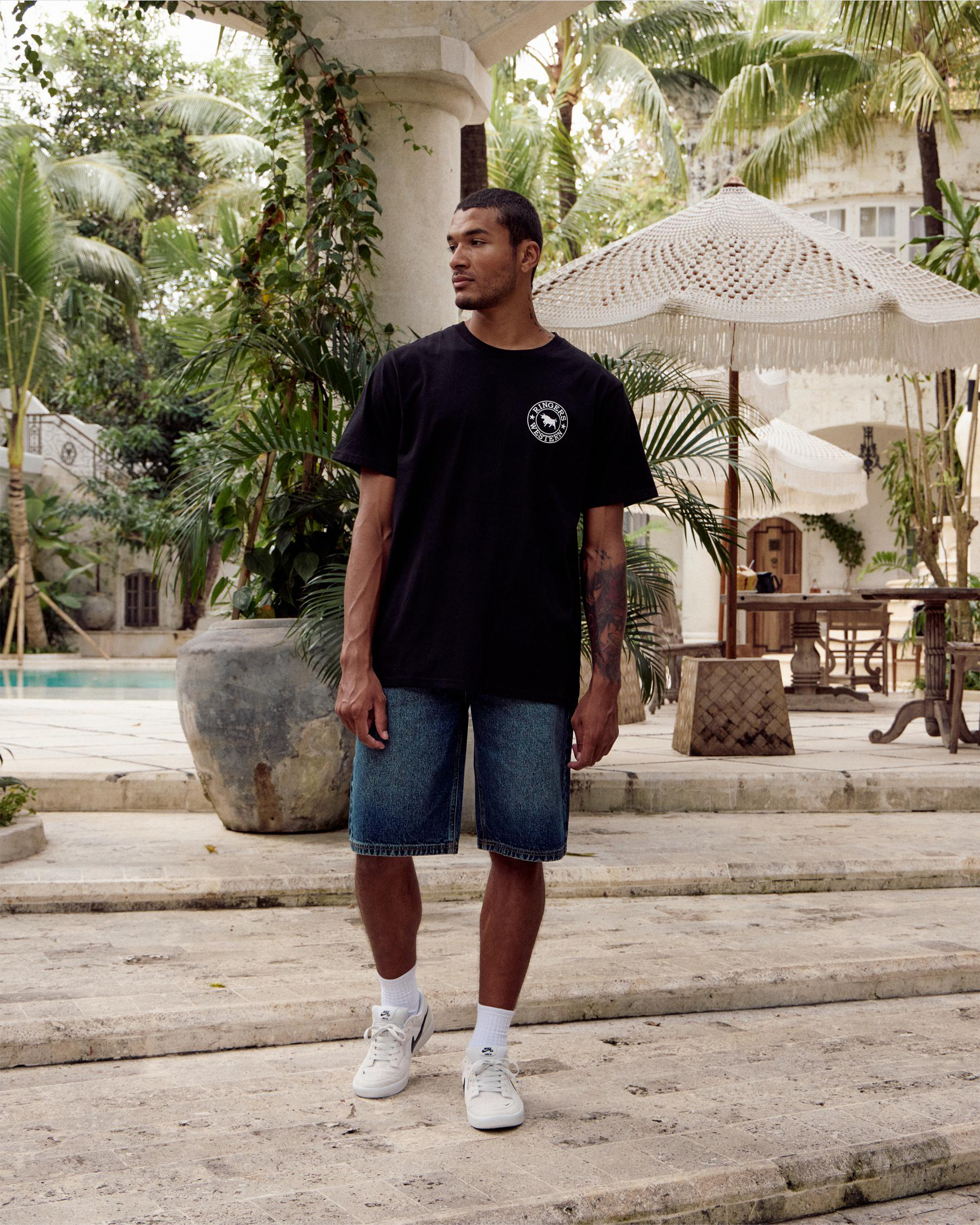 Signature Bull Relaxed T-Shirt