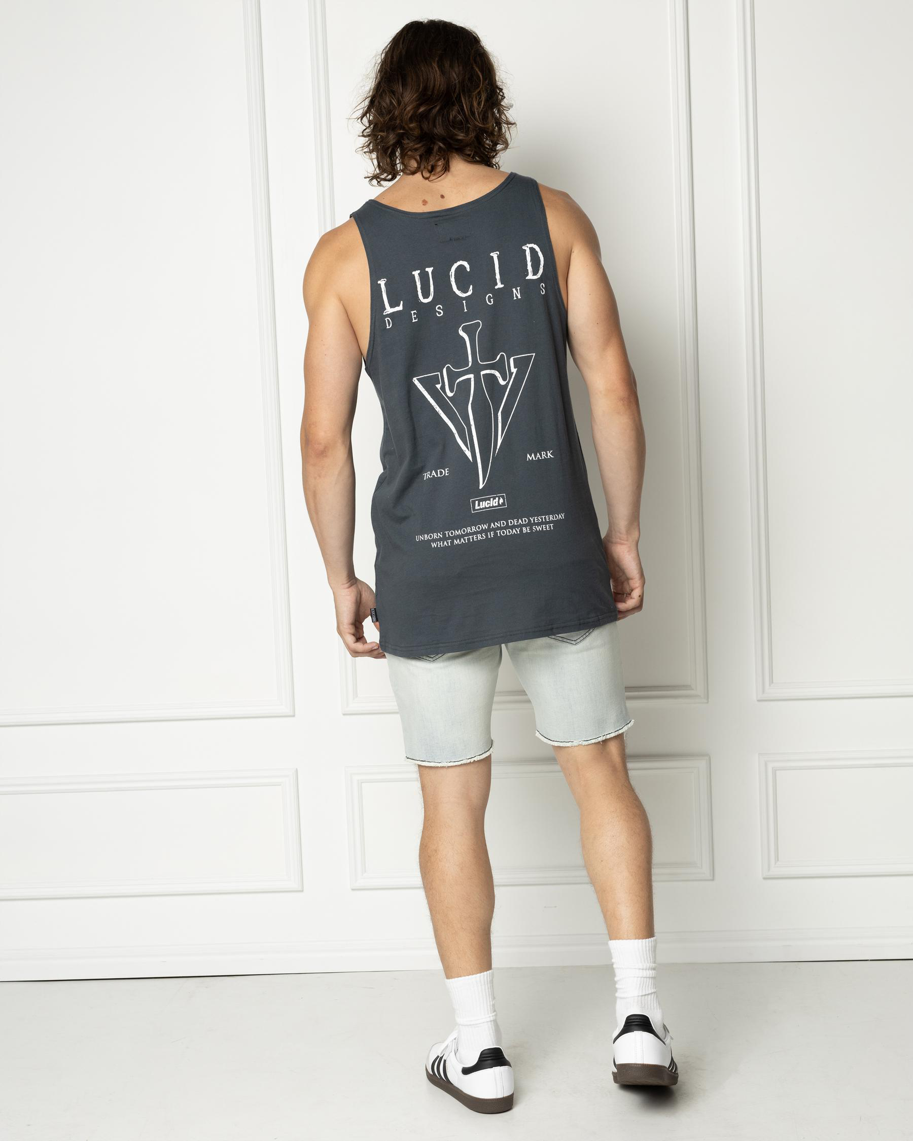 Summit Singlet
