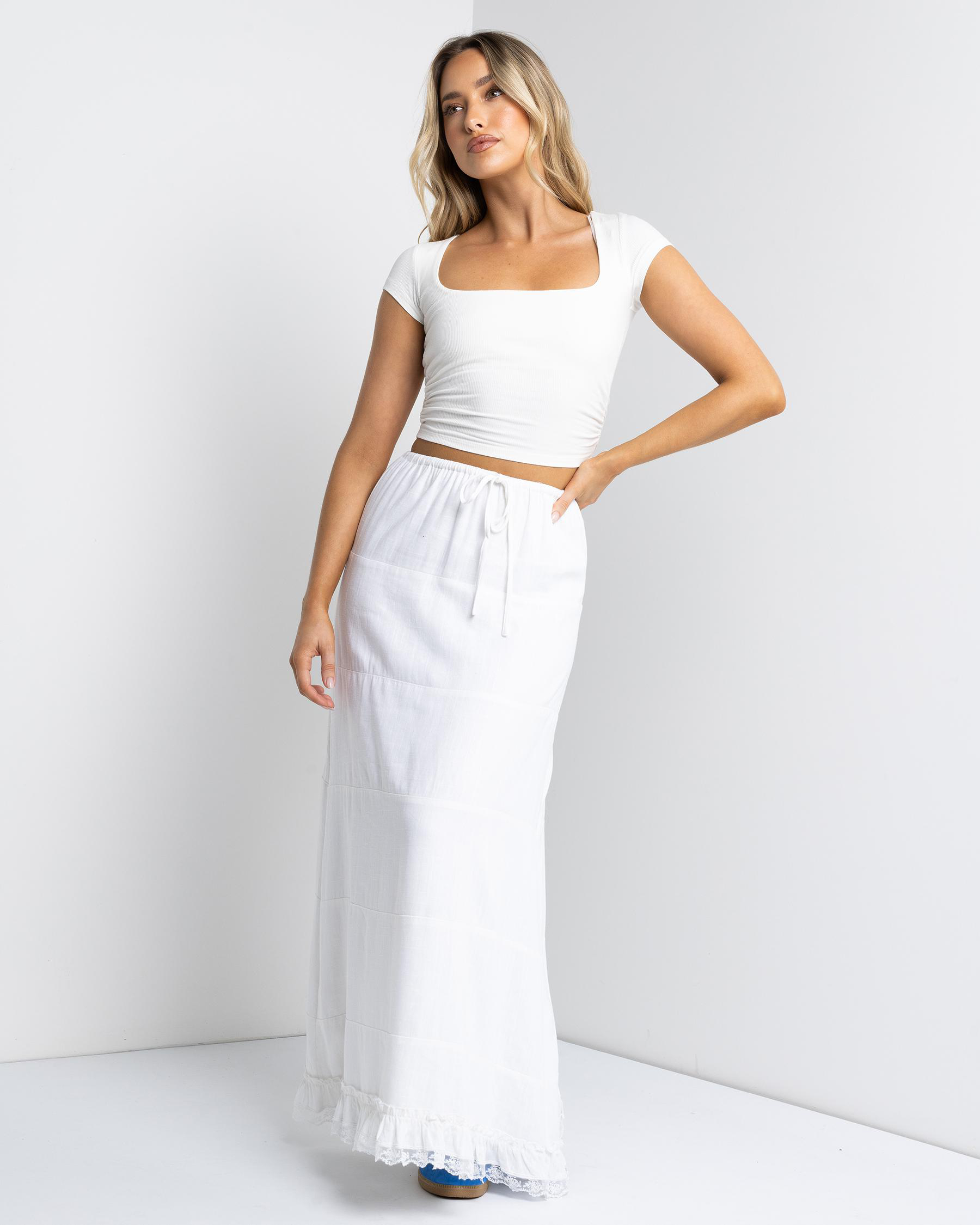 Basic Ruched Side Tee