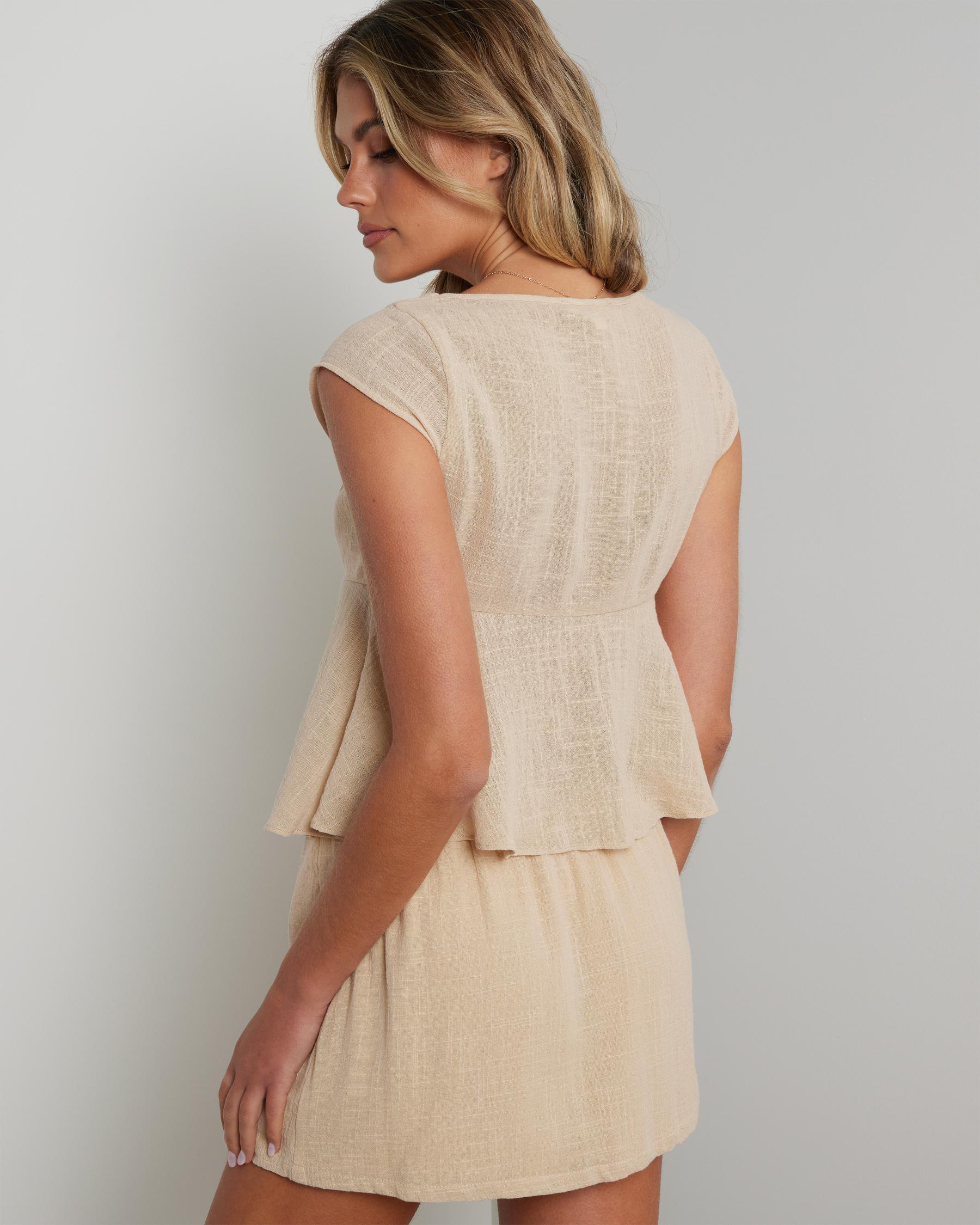 Immi Cali Tie Front Top