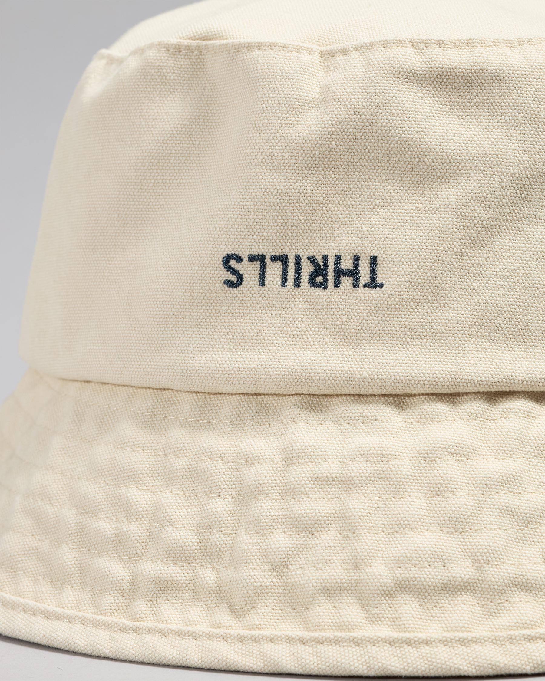 Minimal Bucket Hat