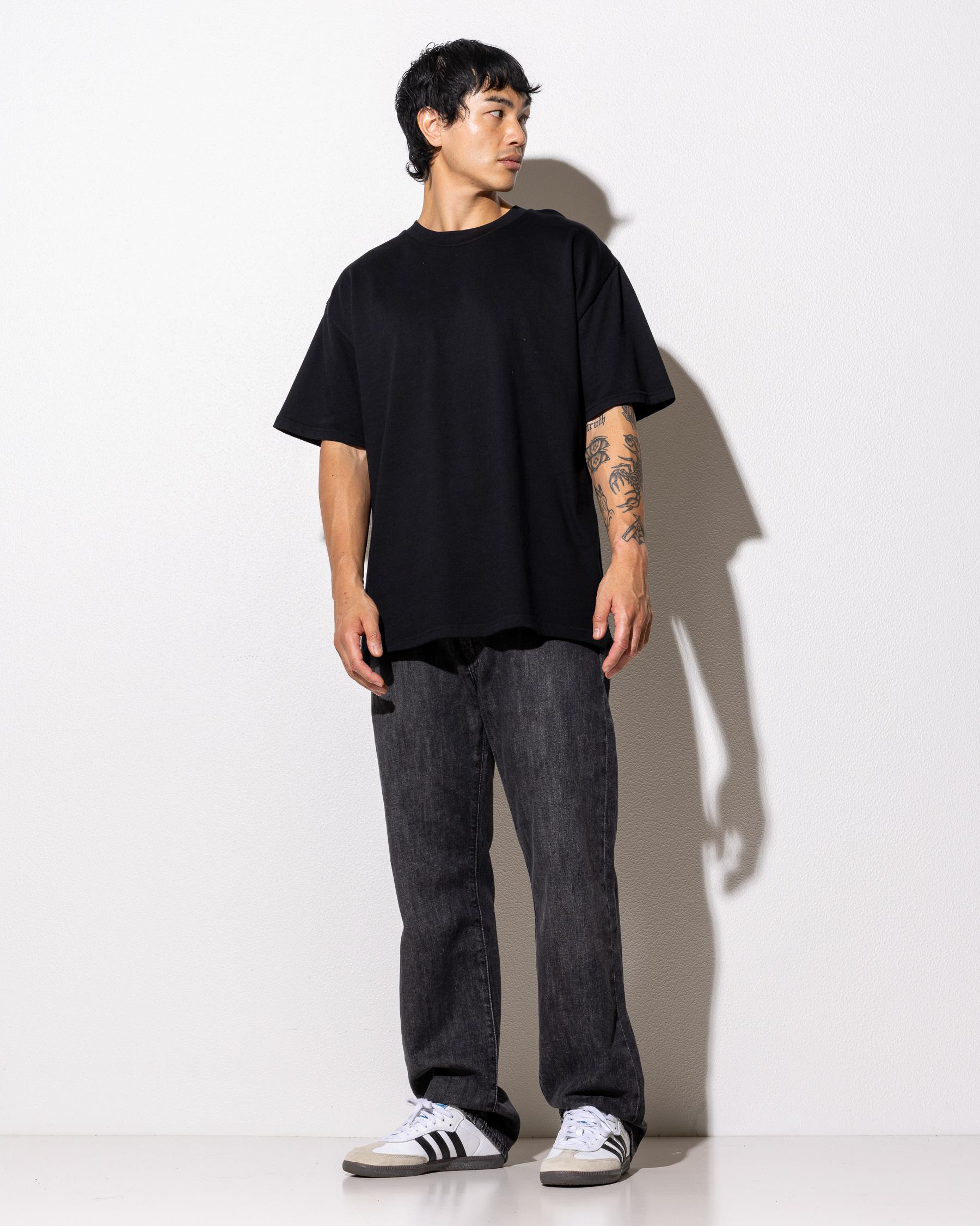 555 Relaxed Straight Jeans