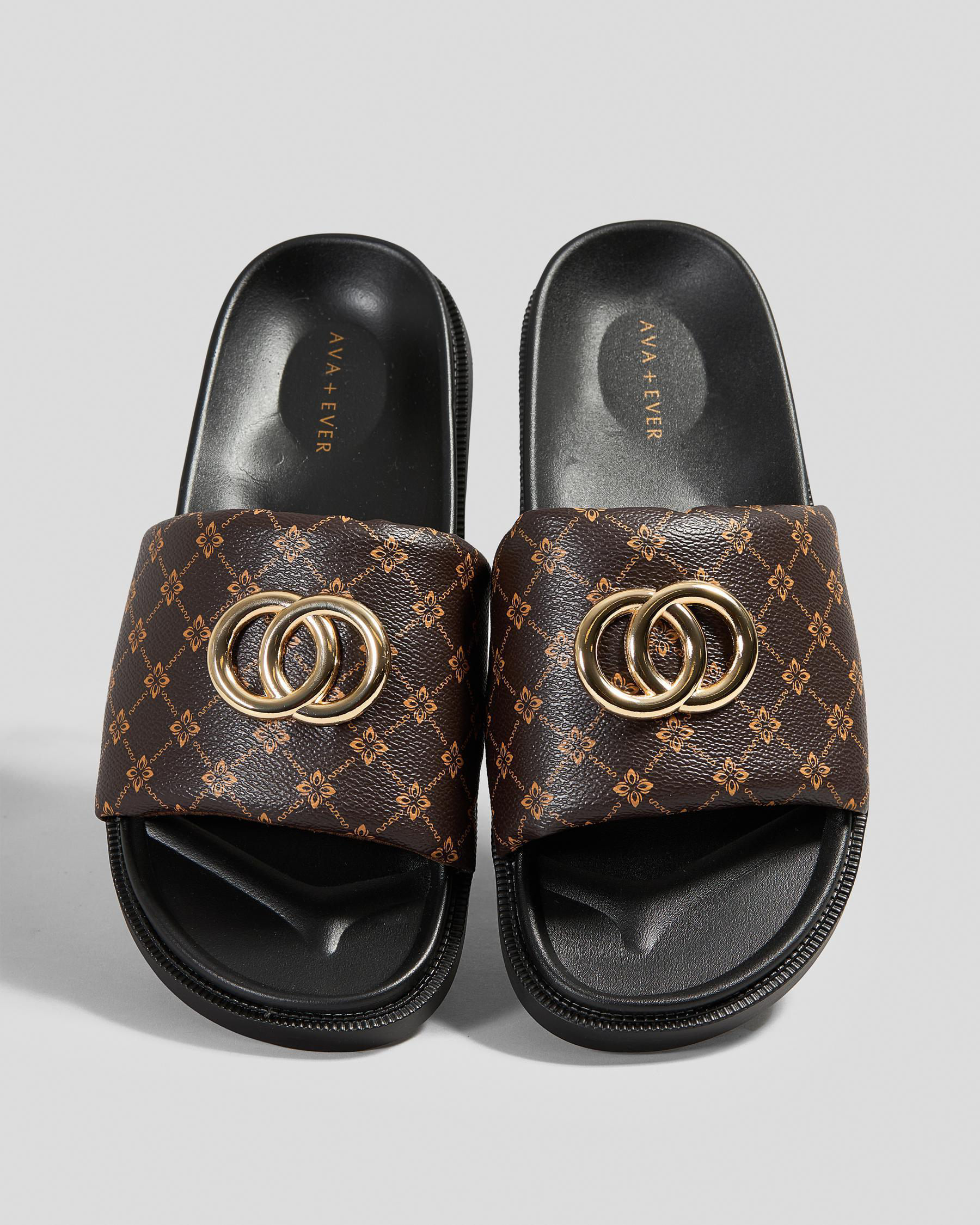 Hilton Slide Sandals