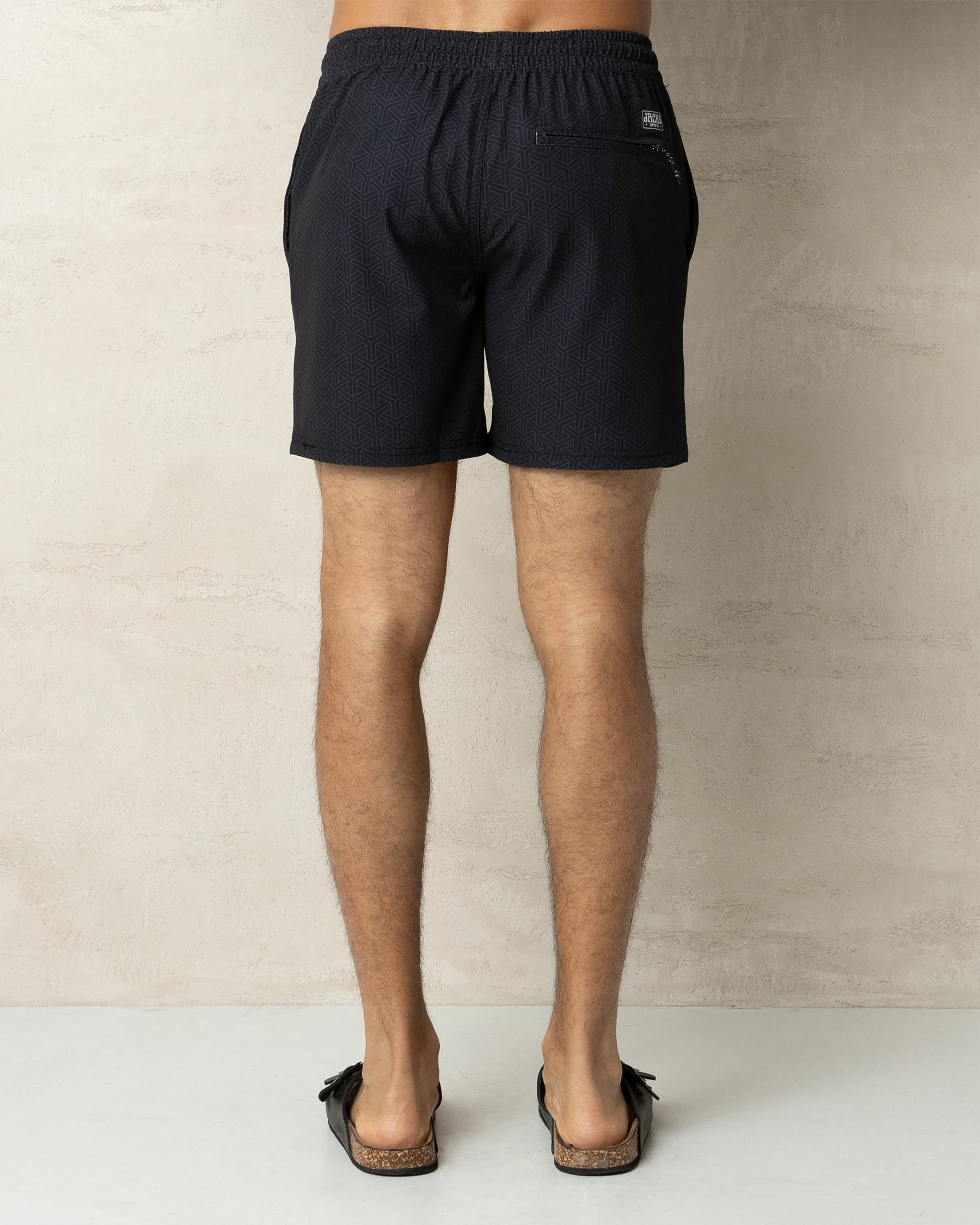 Dimentional Elastic Waist Shorts