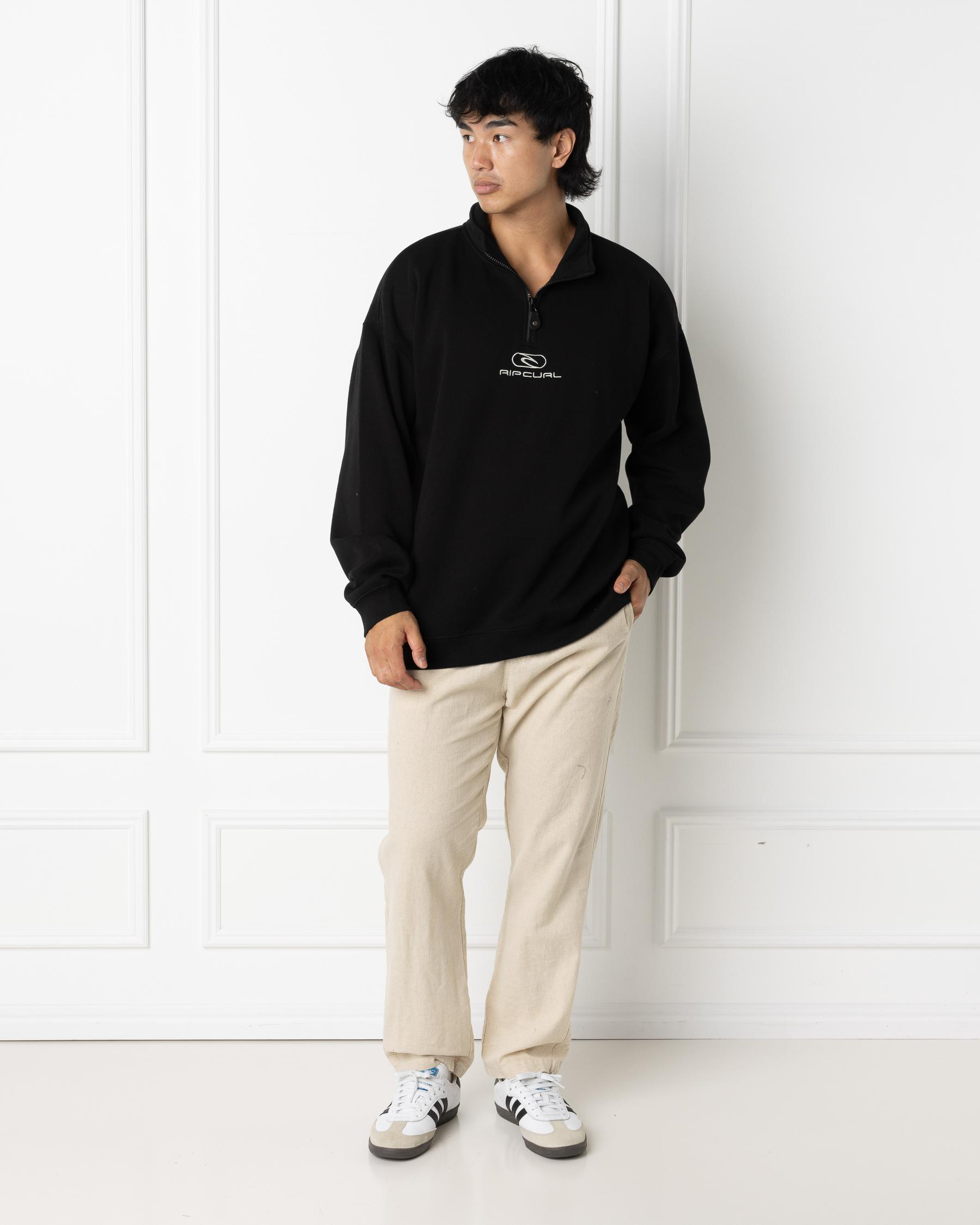 Pill Icon 1/4 Zip Crewneck Sweatshirt