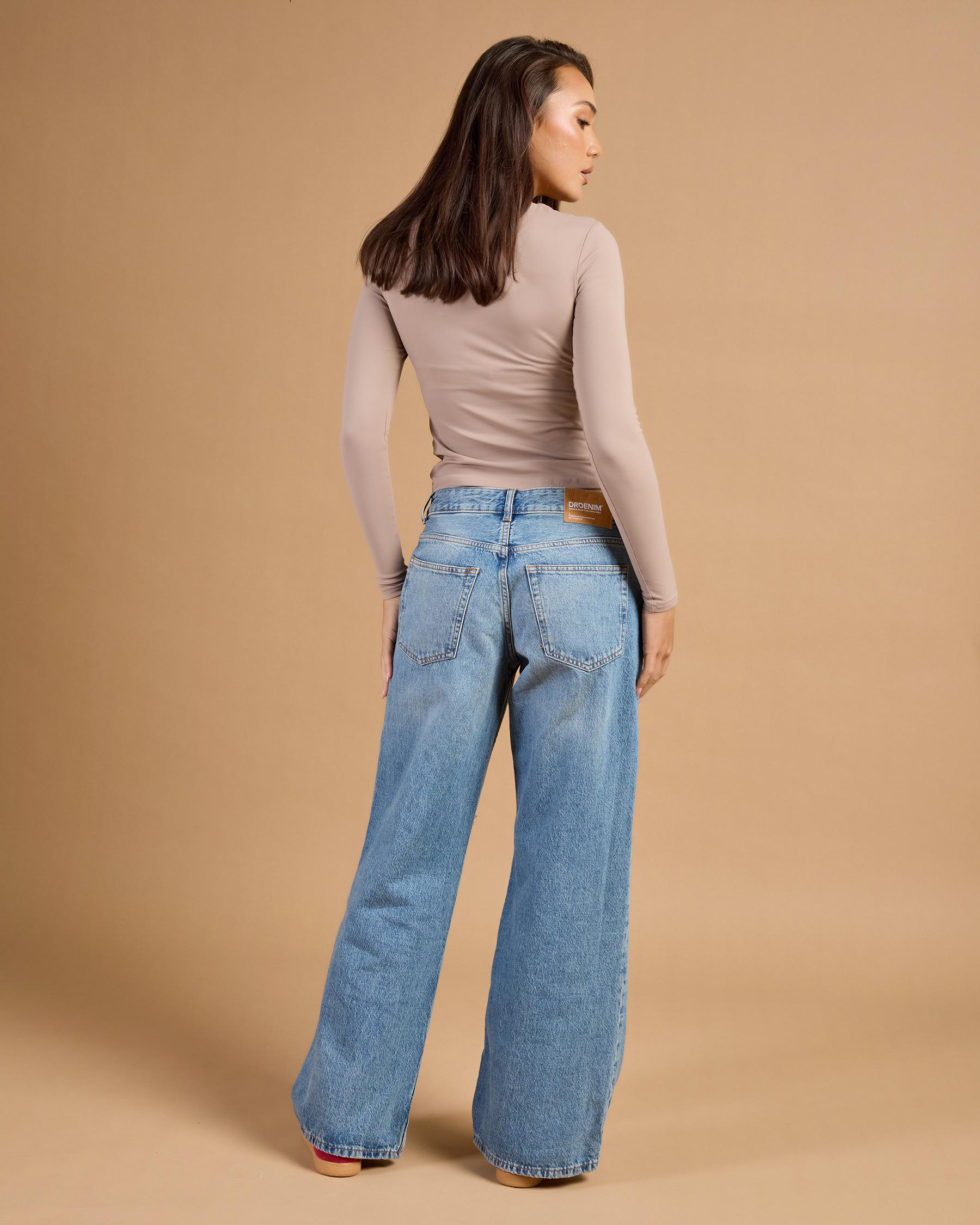 Rhue Low Wide Jeans