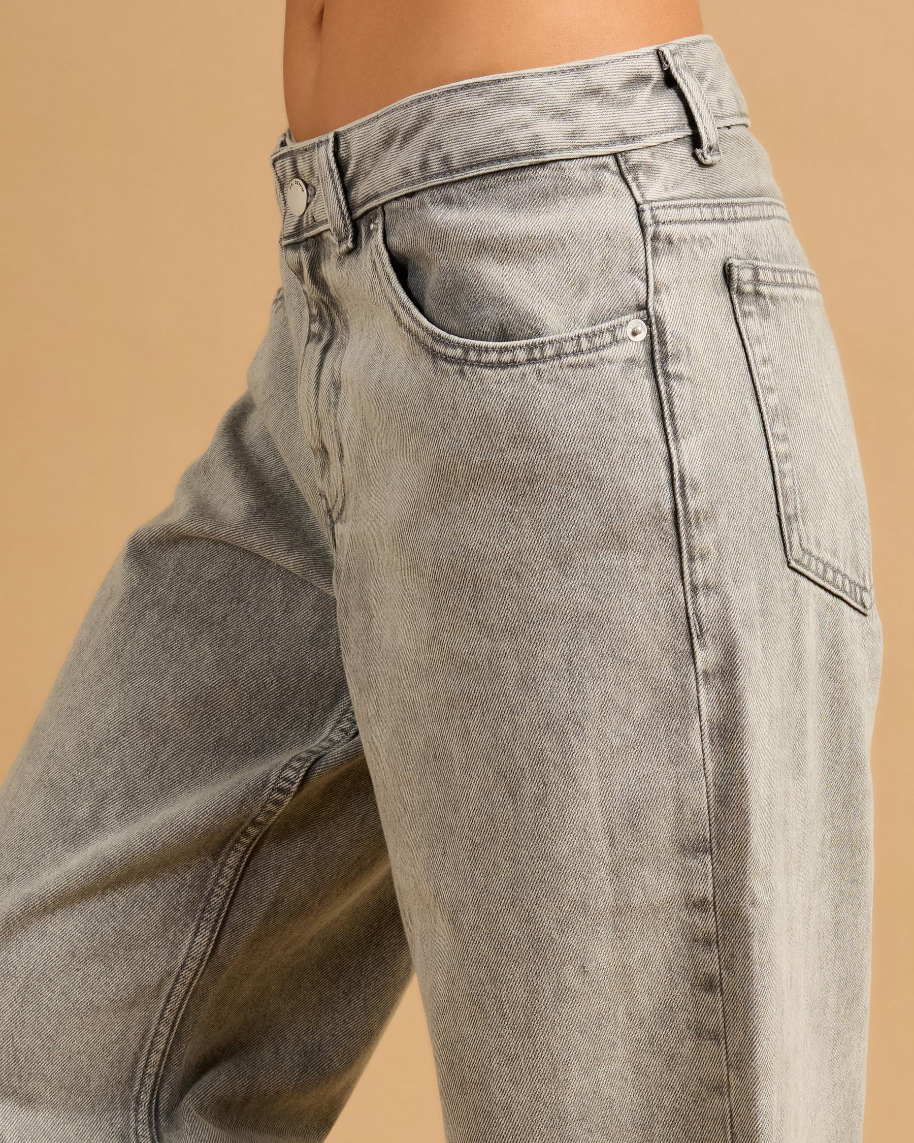 Rhue Low Wide Jeans