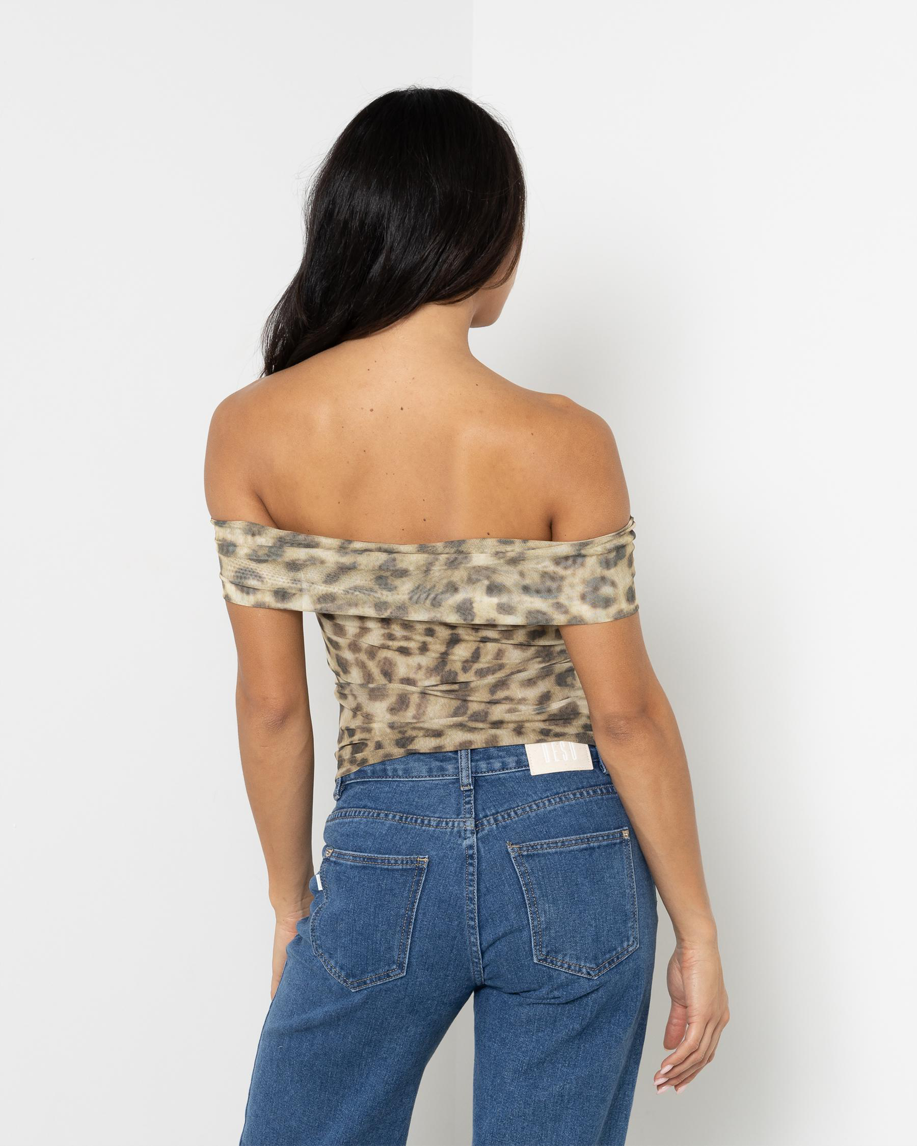 Leo Off Shoulder Top