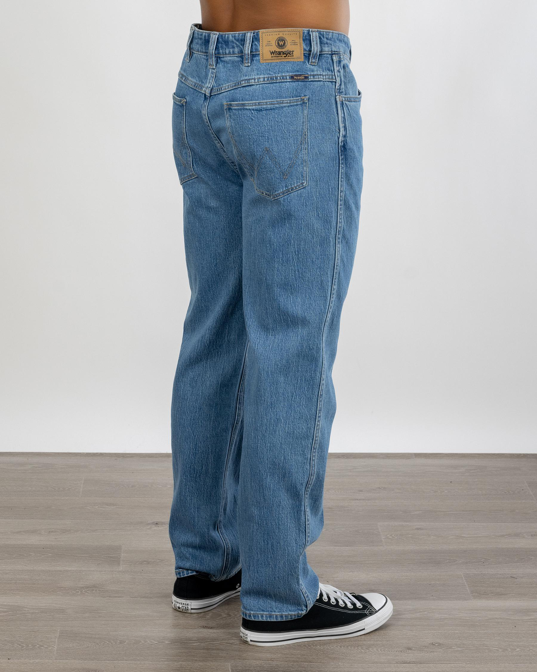Easy Straight Jeans