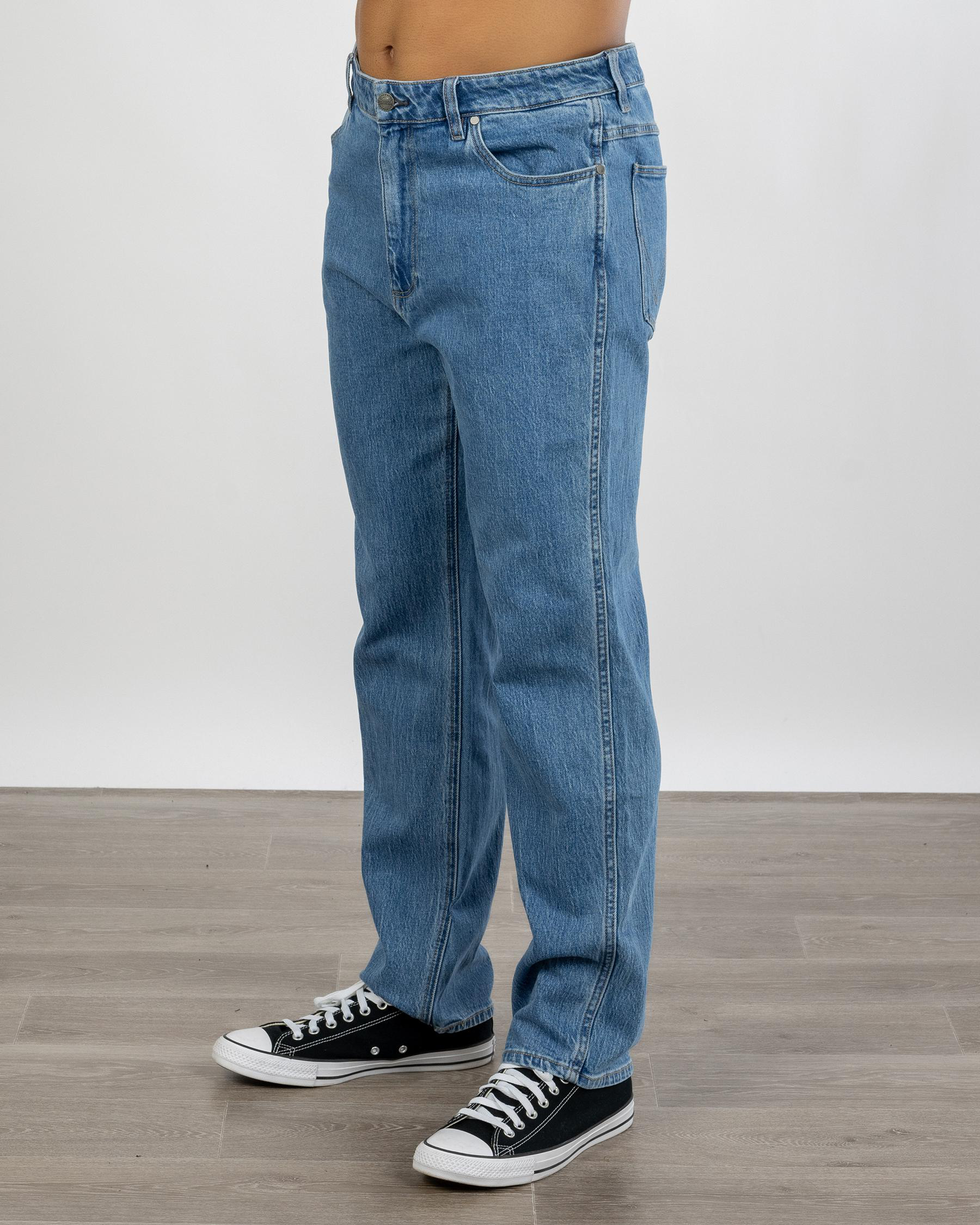 Easy Straight Jeans