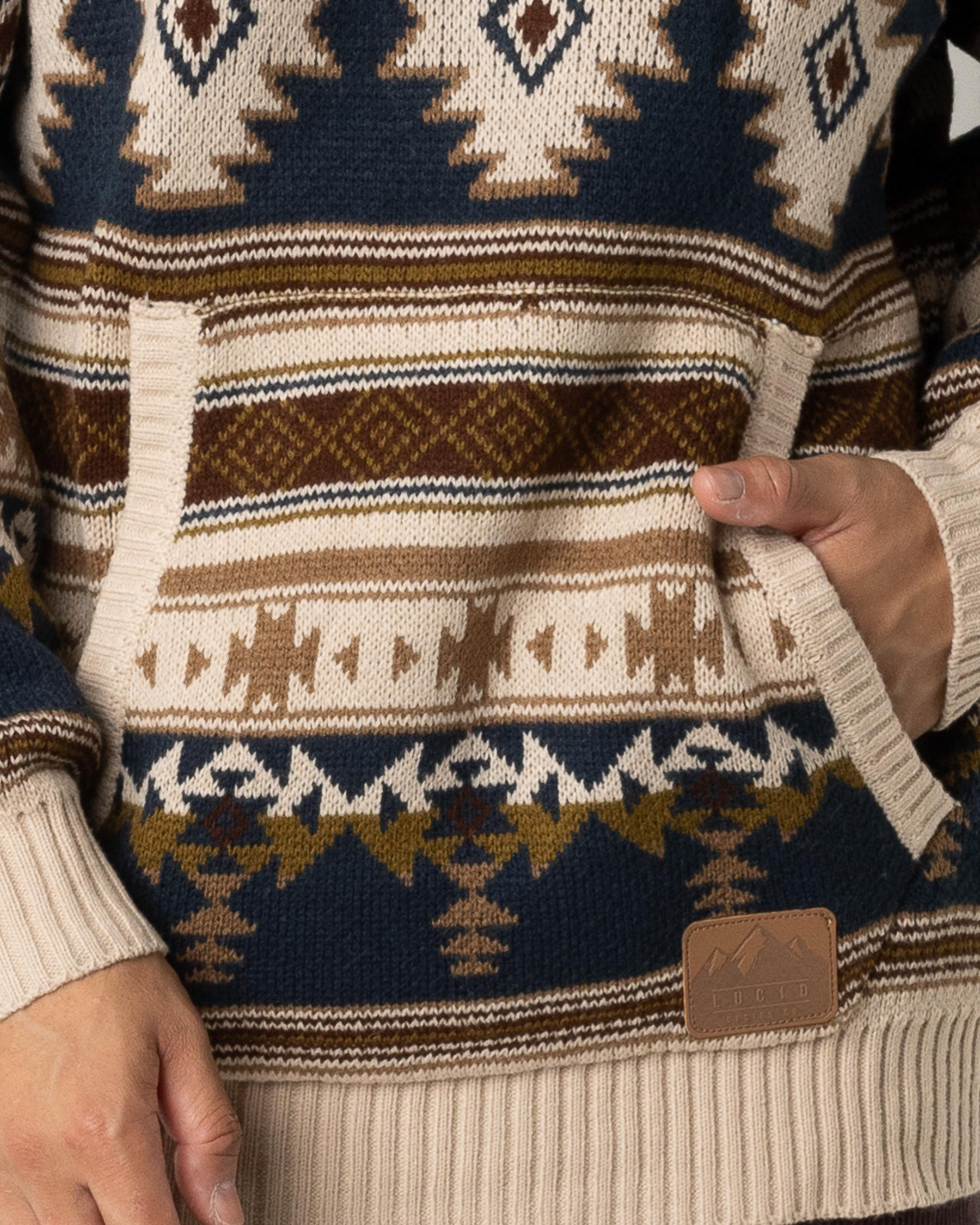 Amulet Knitting Hoodie