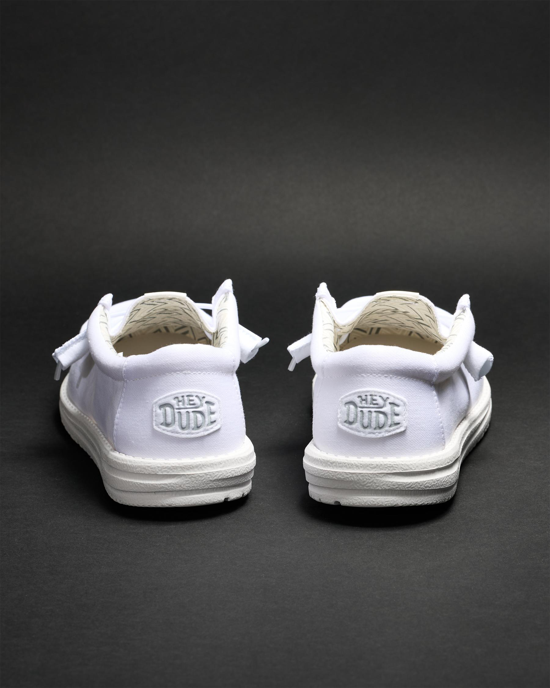 Wally Stretch Canvas Shoes