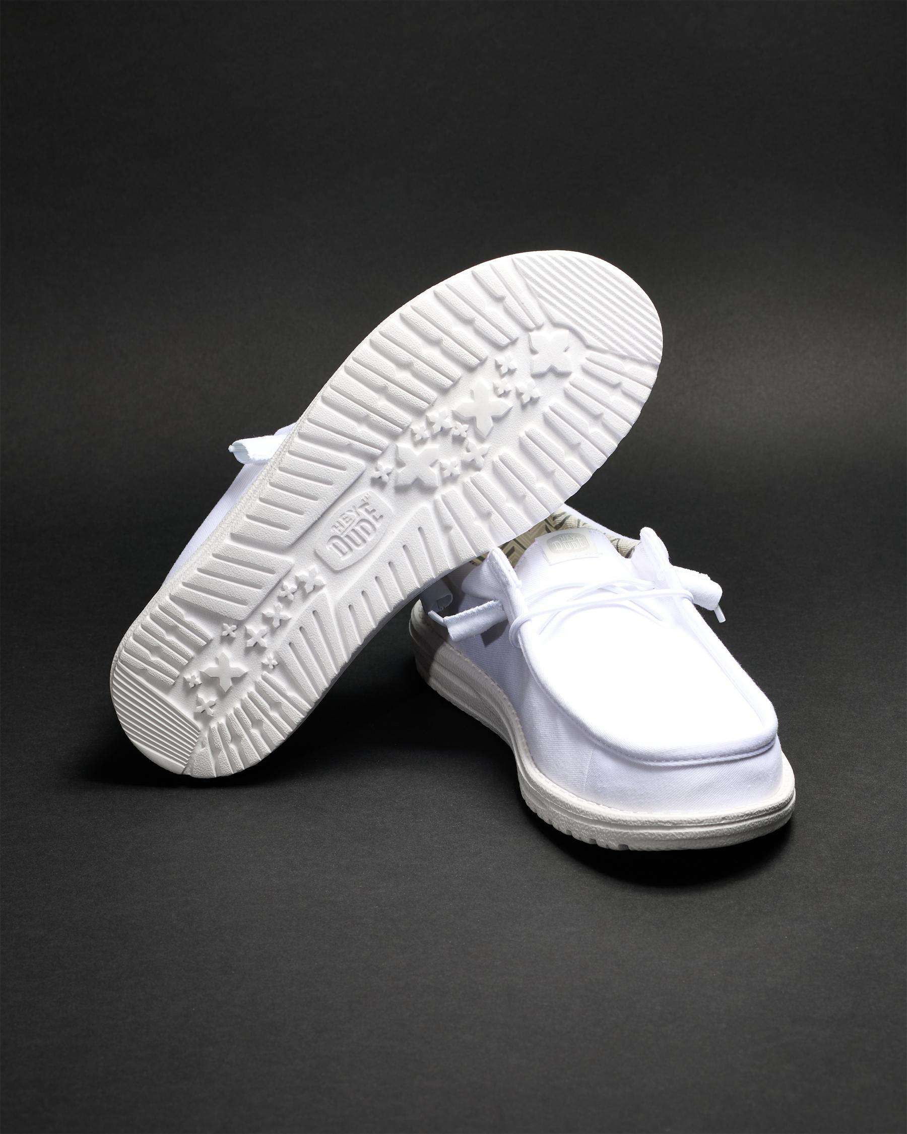 Wally Stretch Canvas Shoes