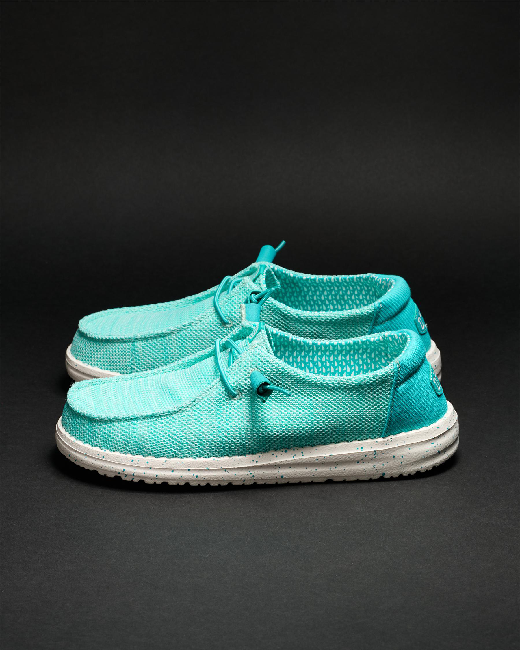 Wendy Stretch Sox Shoes