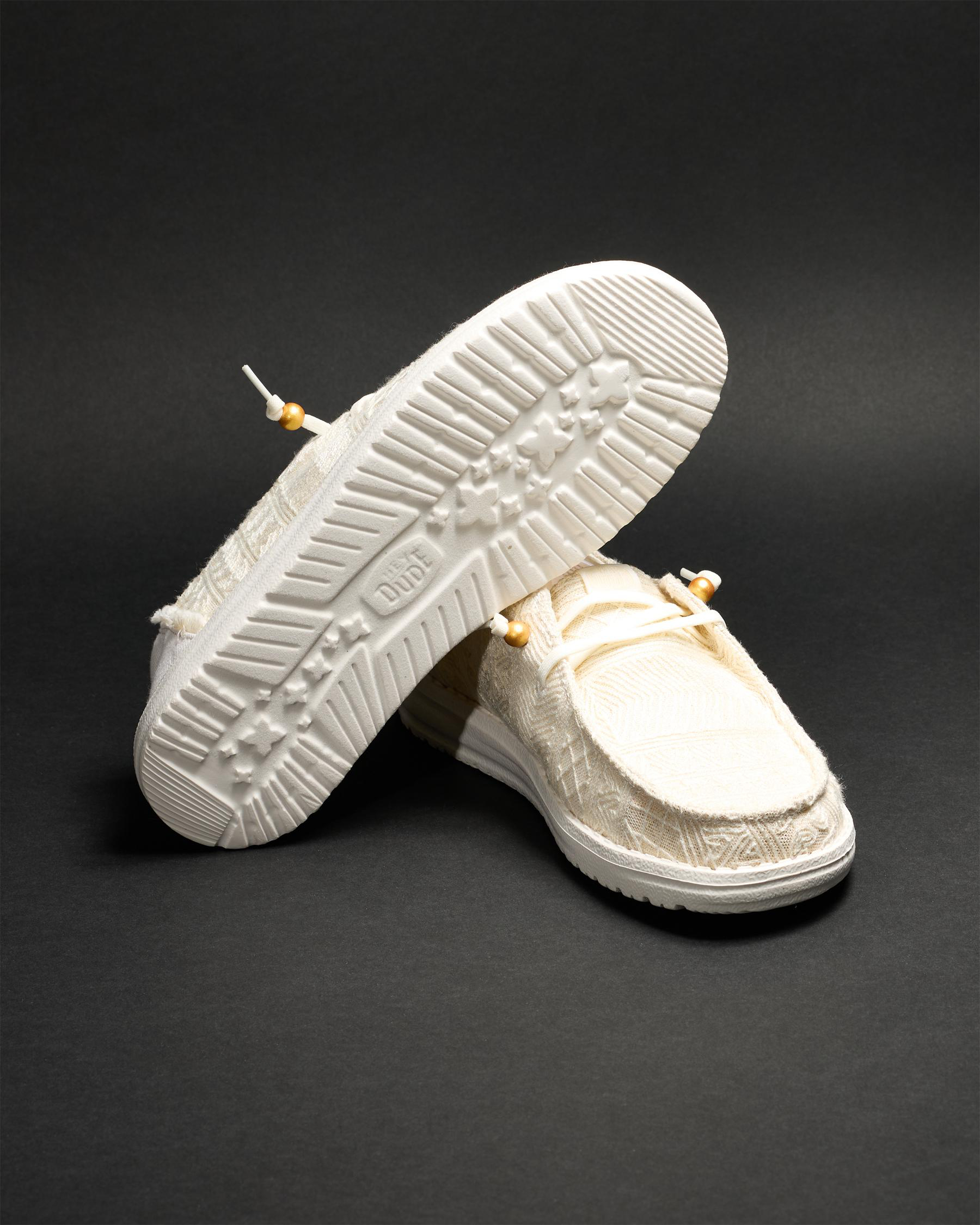 Wendy Crochet Lace Shoes