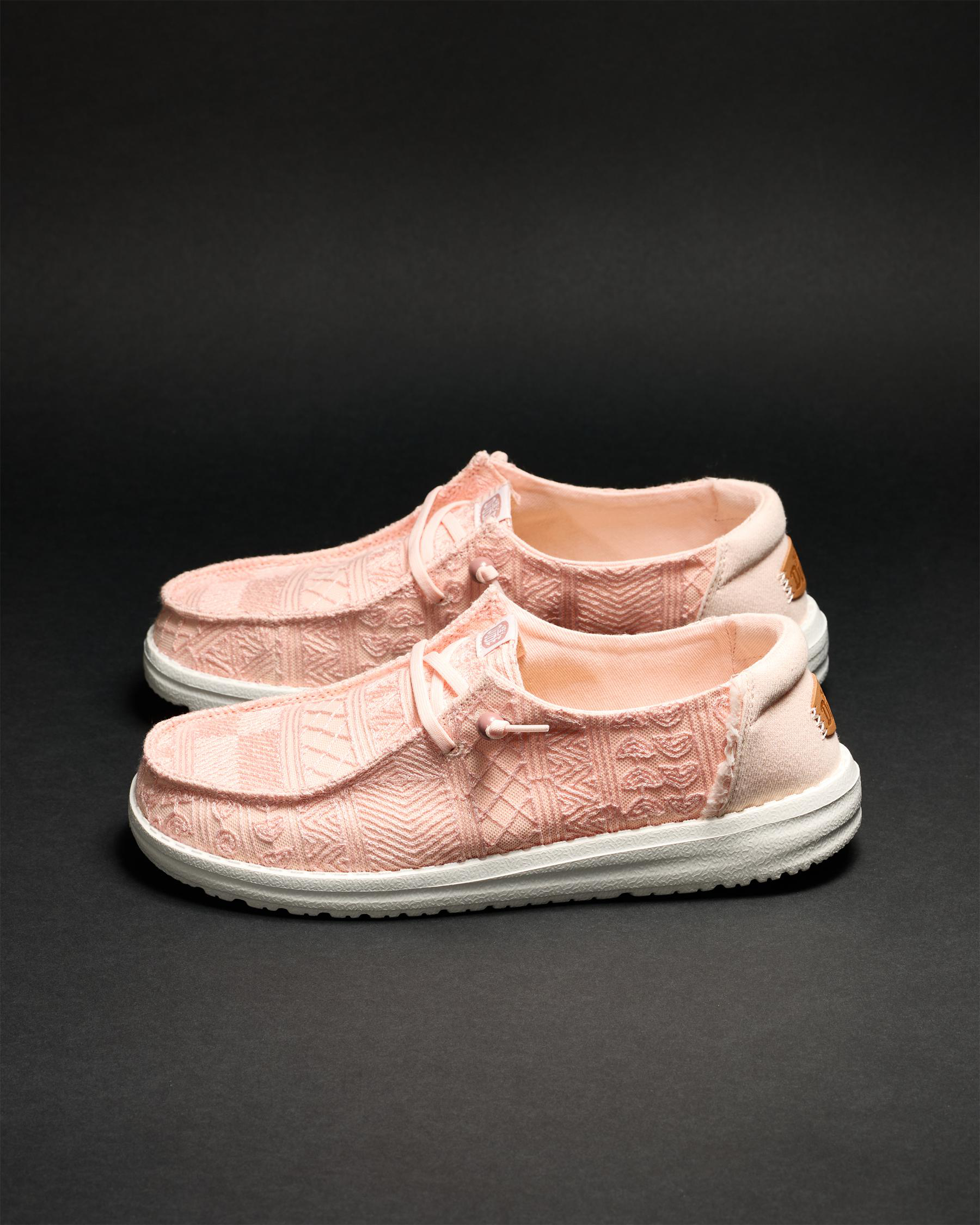 Wendy Crochet Lace Shoes