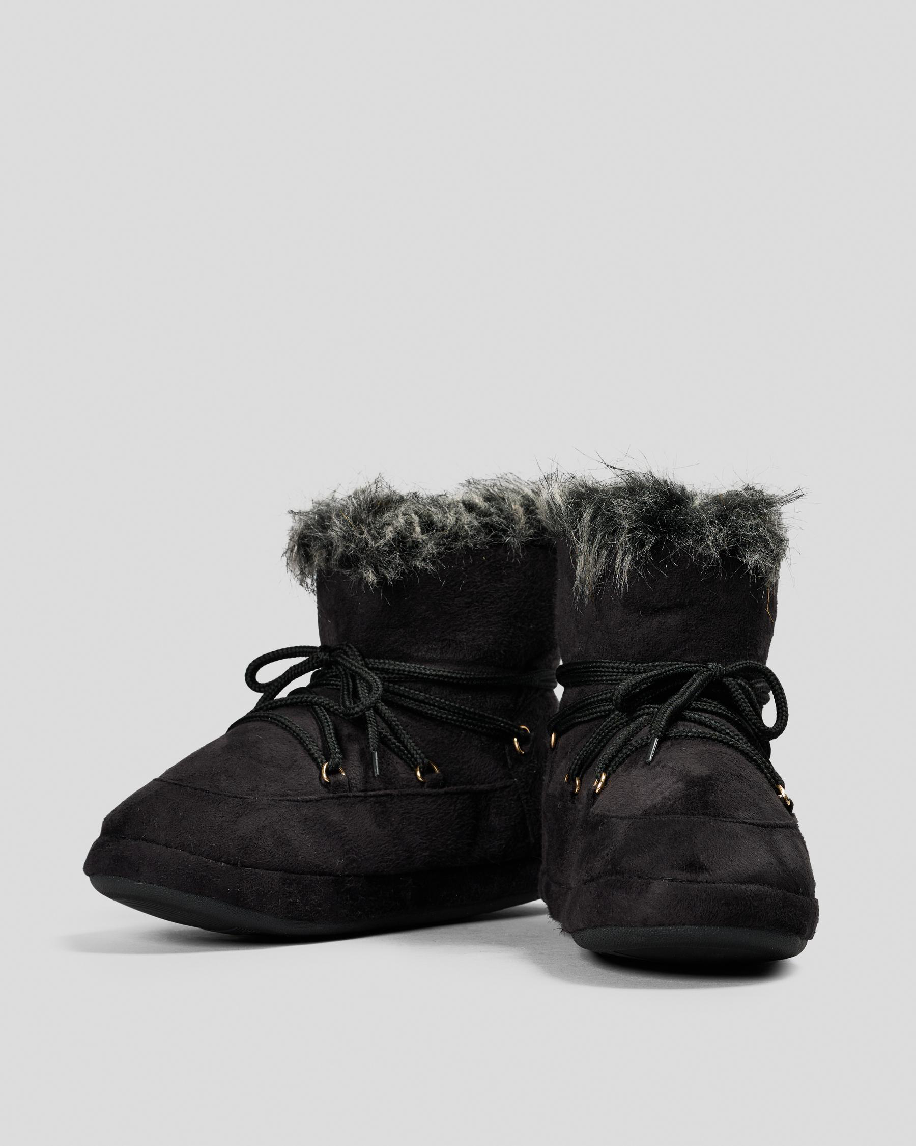 Snowy Slipper Boots