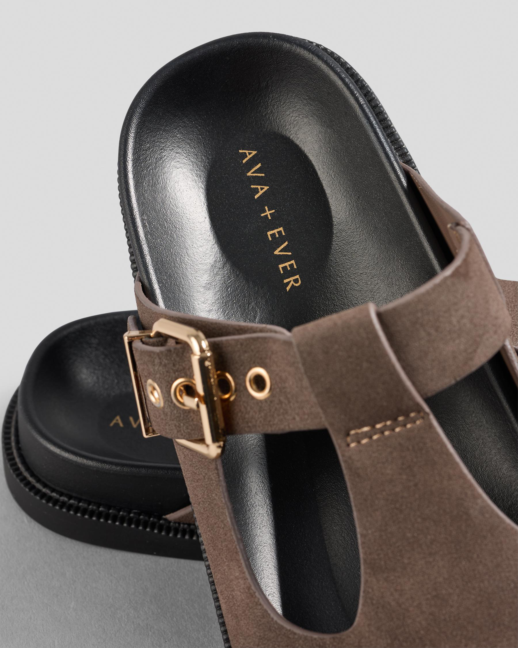 Jasper Slide Sandals