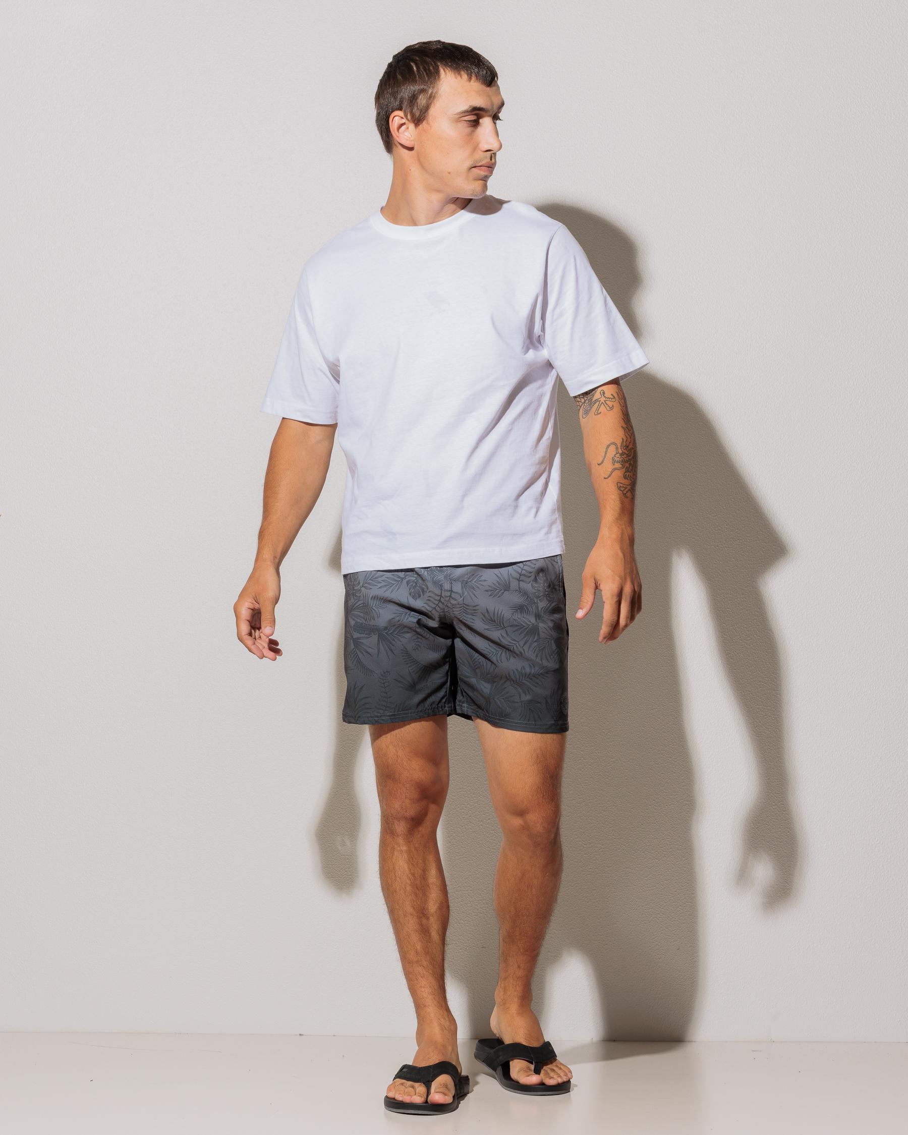 Filament Elastic Waist Shorts