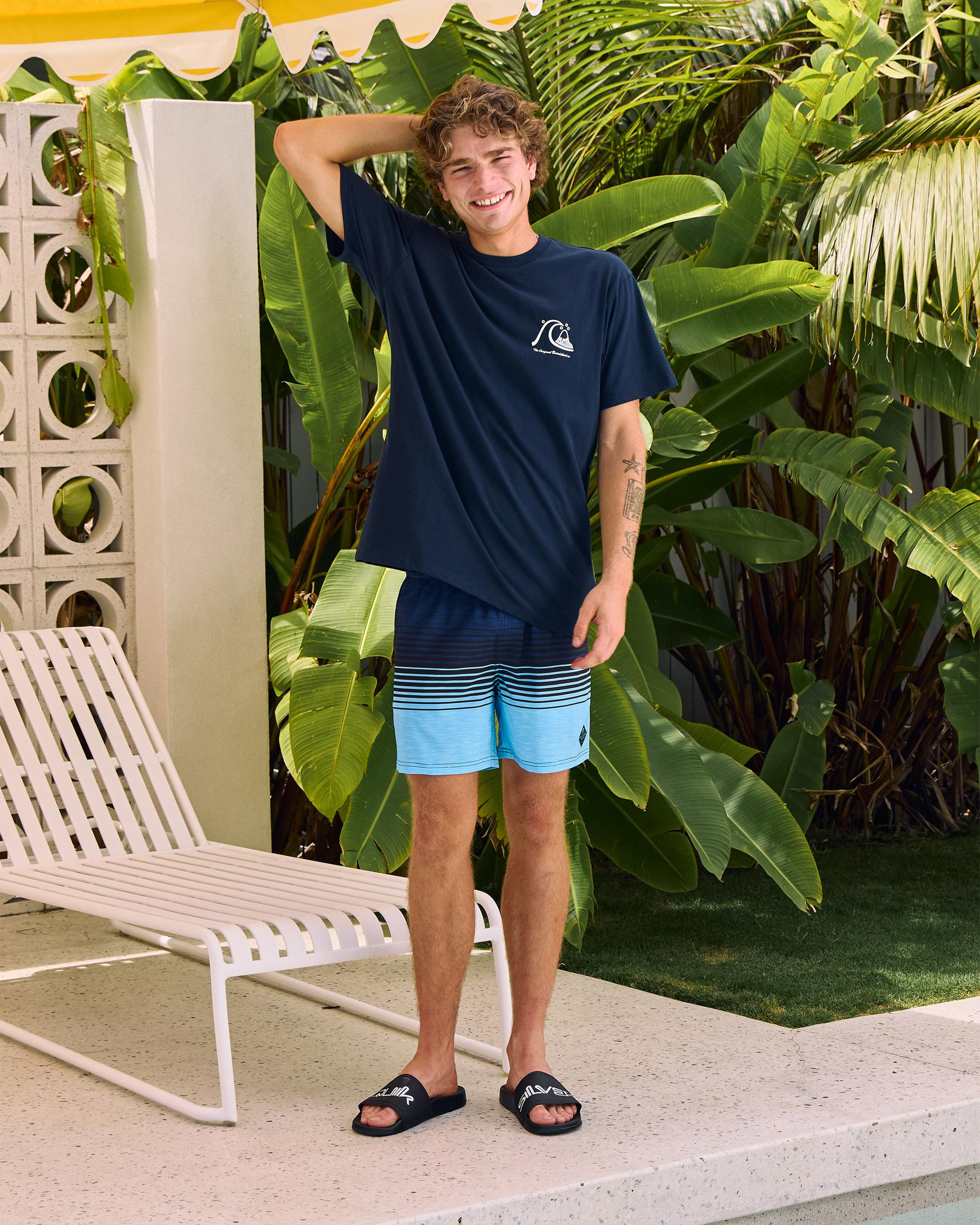 Linear Elastic Waist Shorts