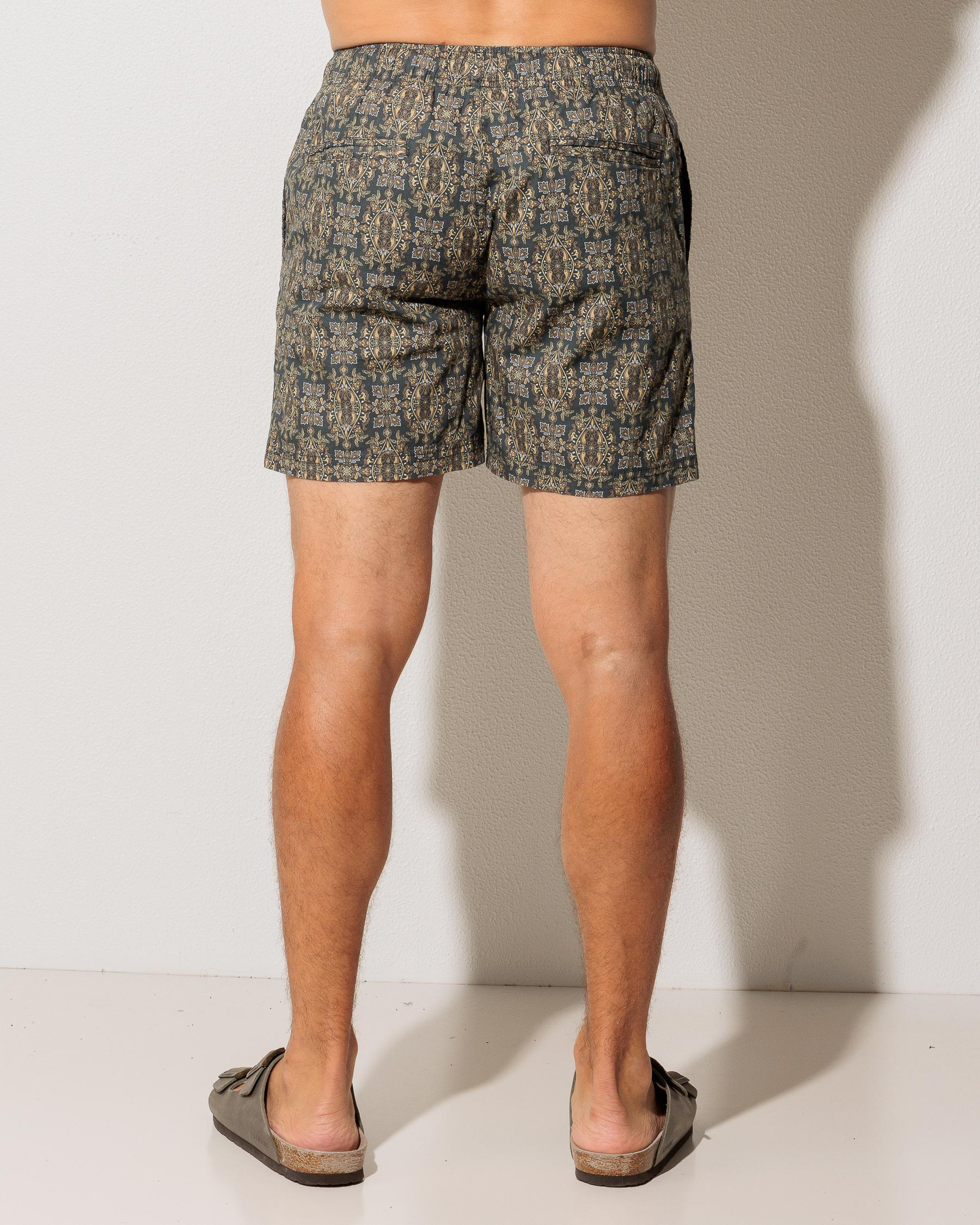 Retain Elastic Waist Shorts