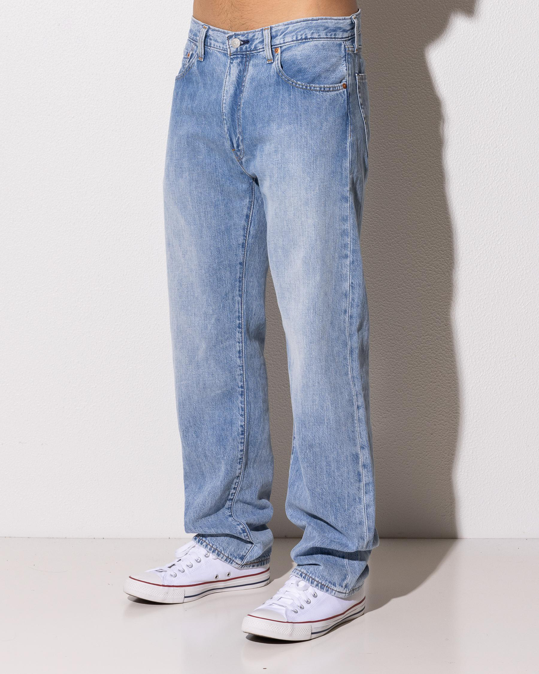 555 Relaxed Straight Jeans
