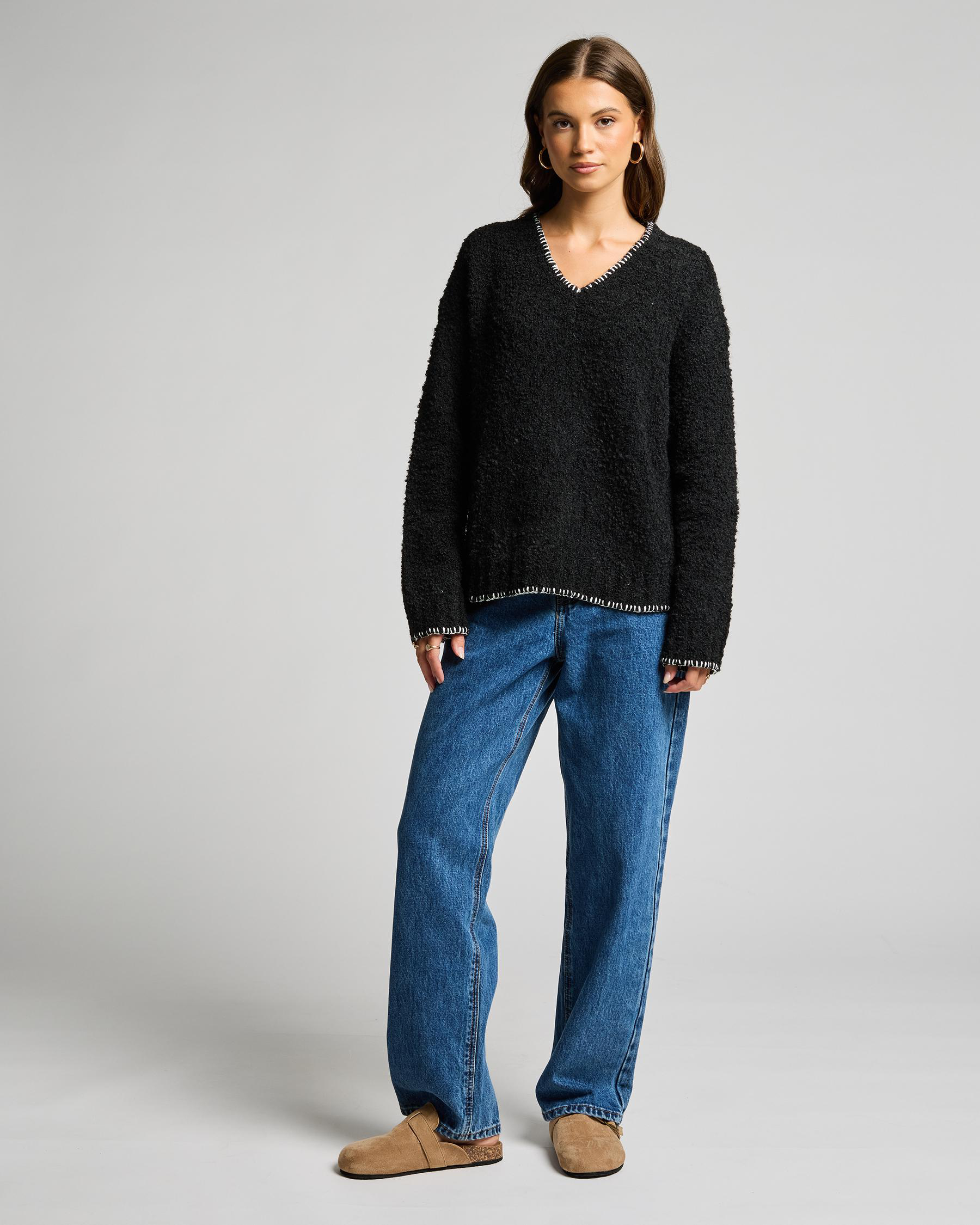 Hunter V-neck Jumper
