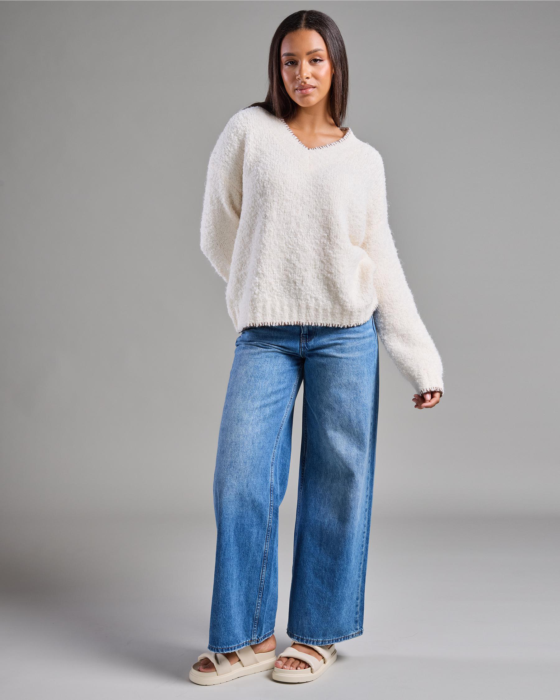 Hunter V-neck Jumper