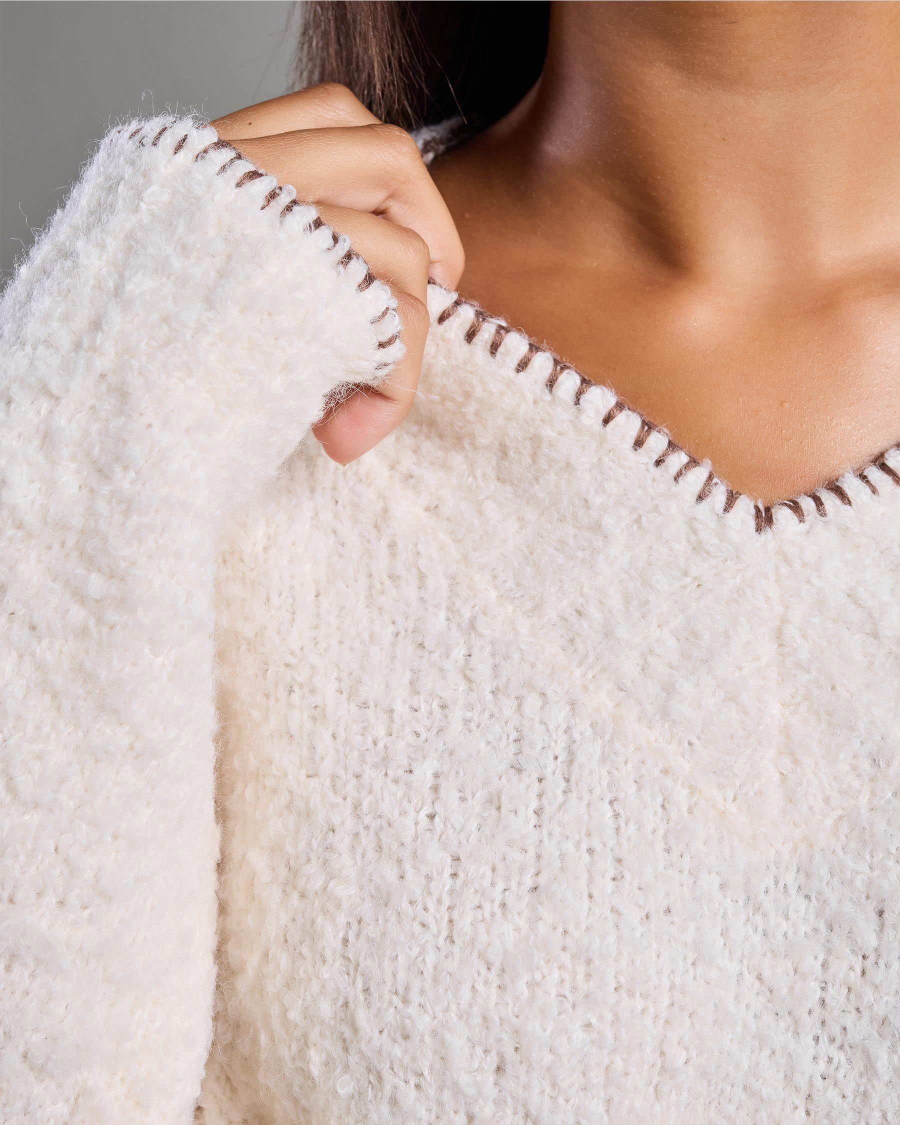 Hunter V-neck Jumper