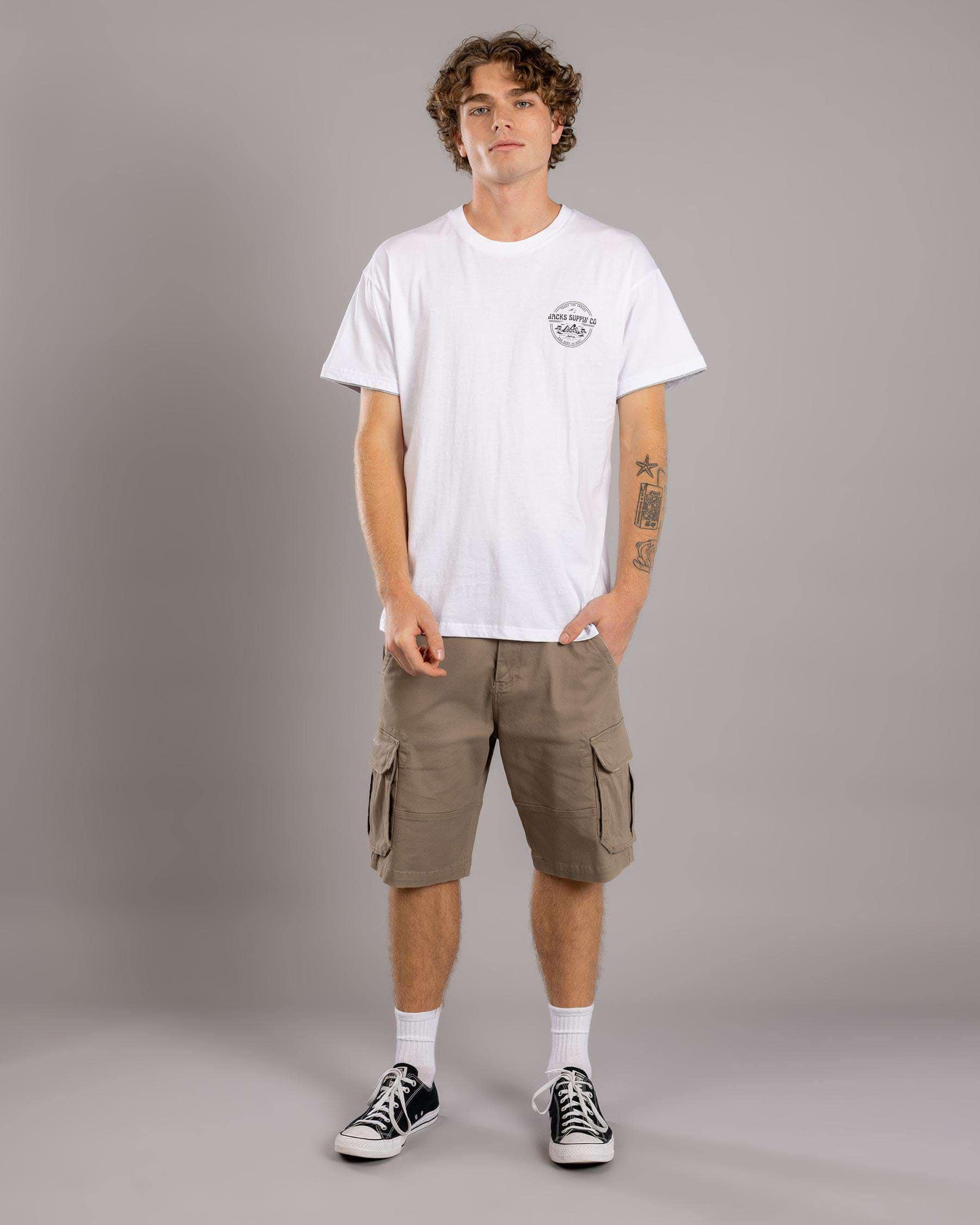 Limit Cargo Walk Shorts
