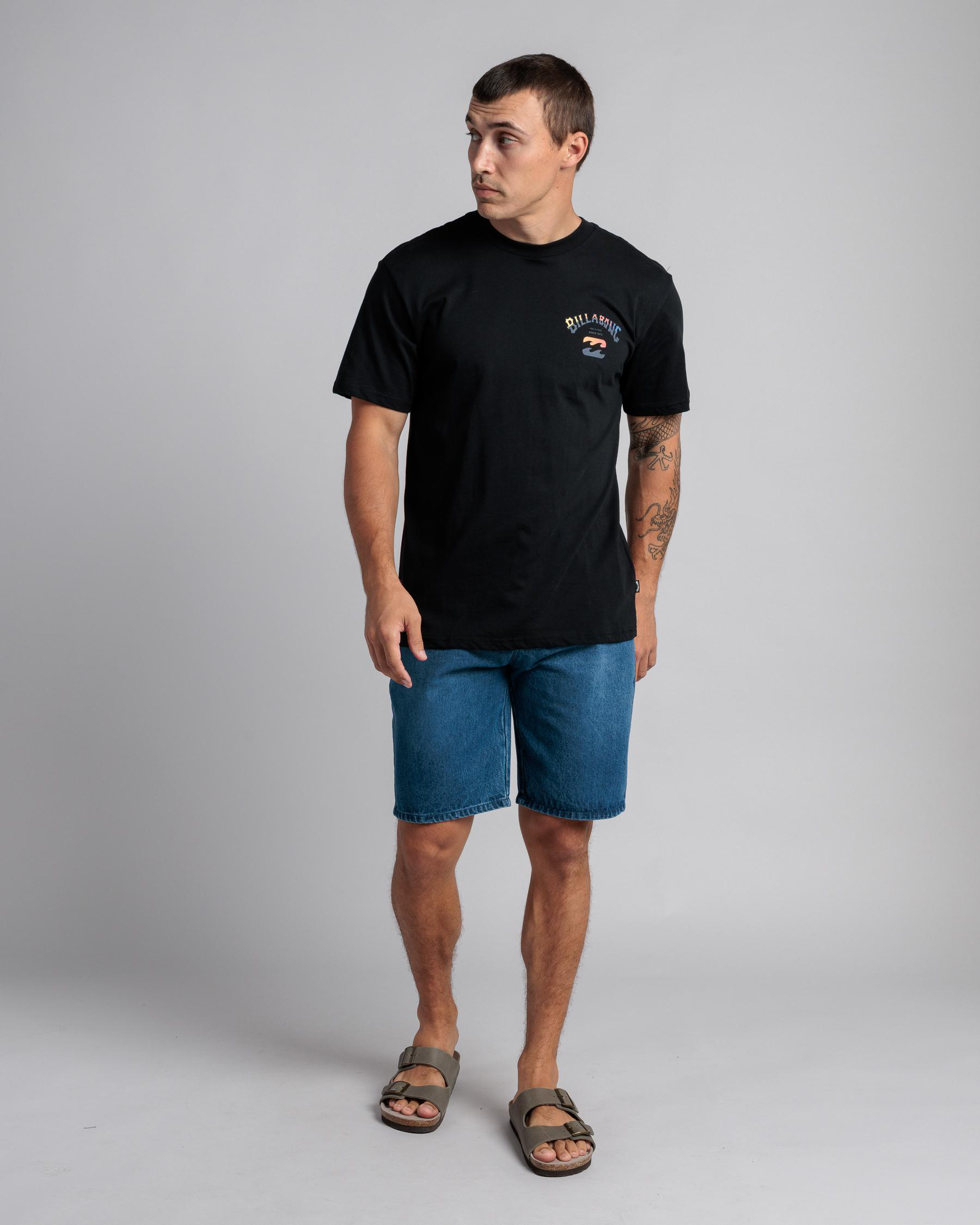 Arch Fade Premium T-Shirt