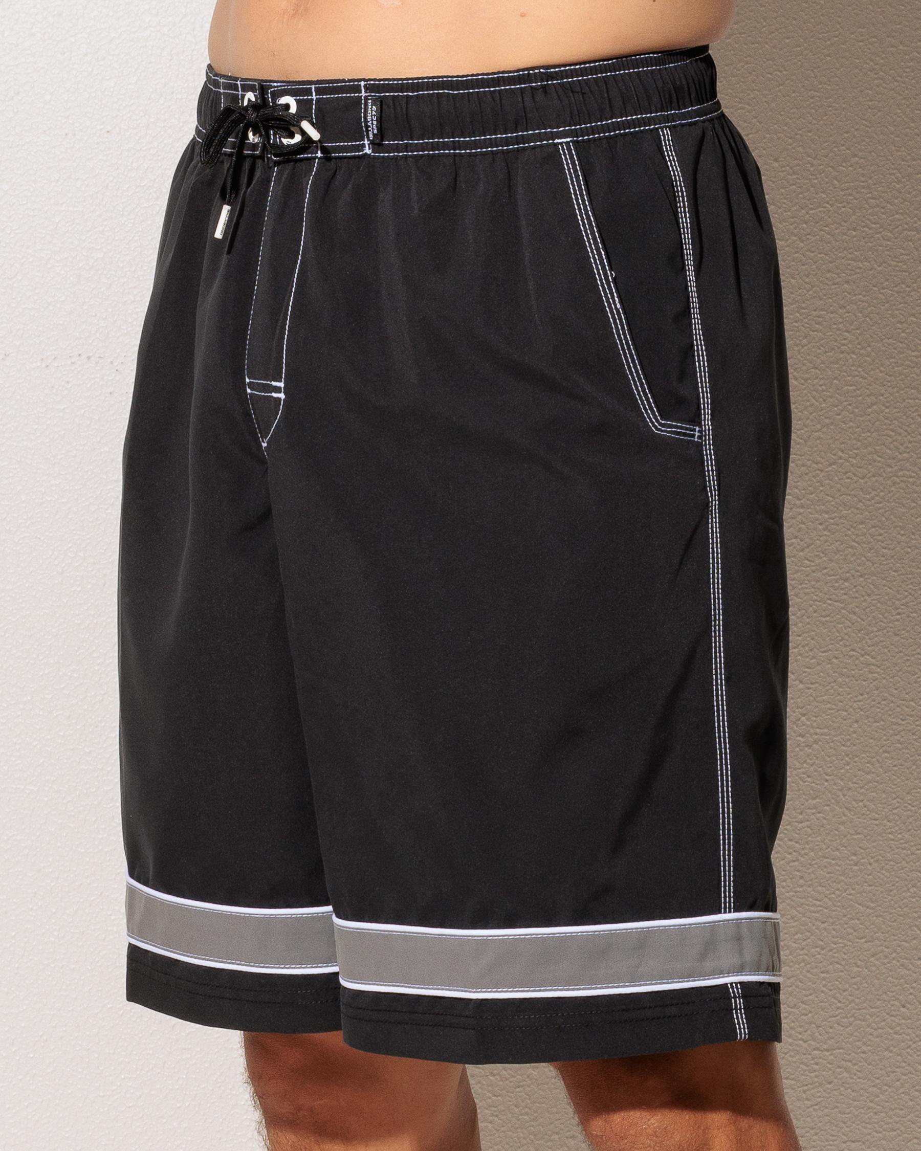 Throw On 2.0 Board Shorts