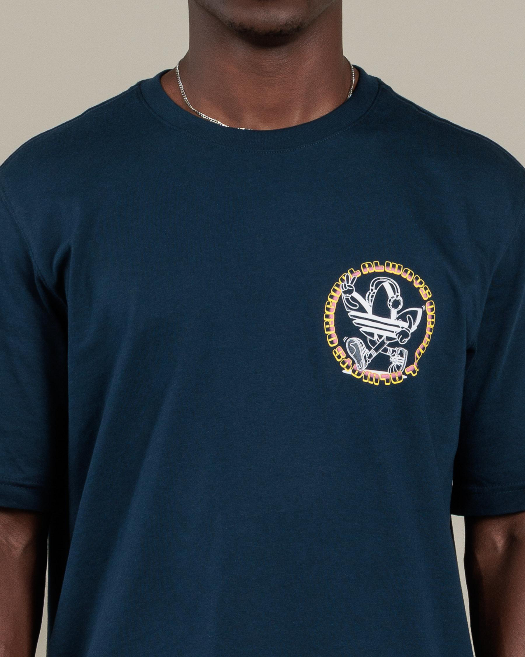 Graphic Logo T-Shirt