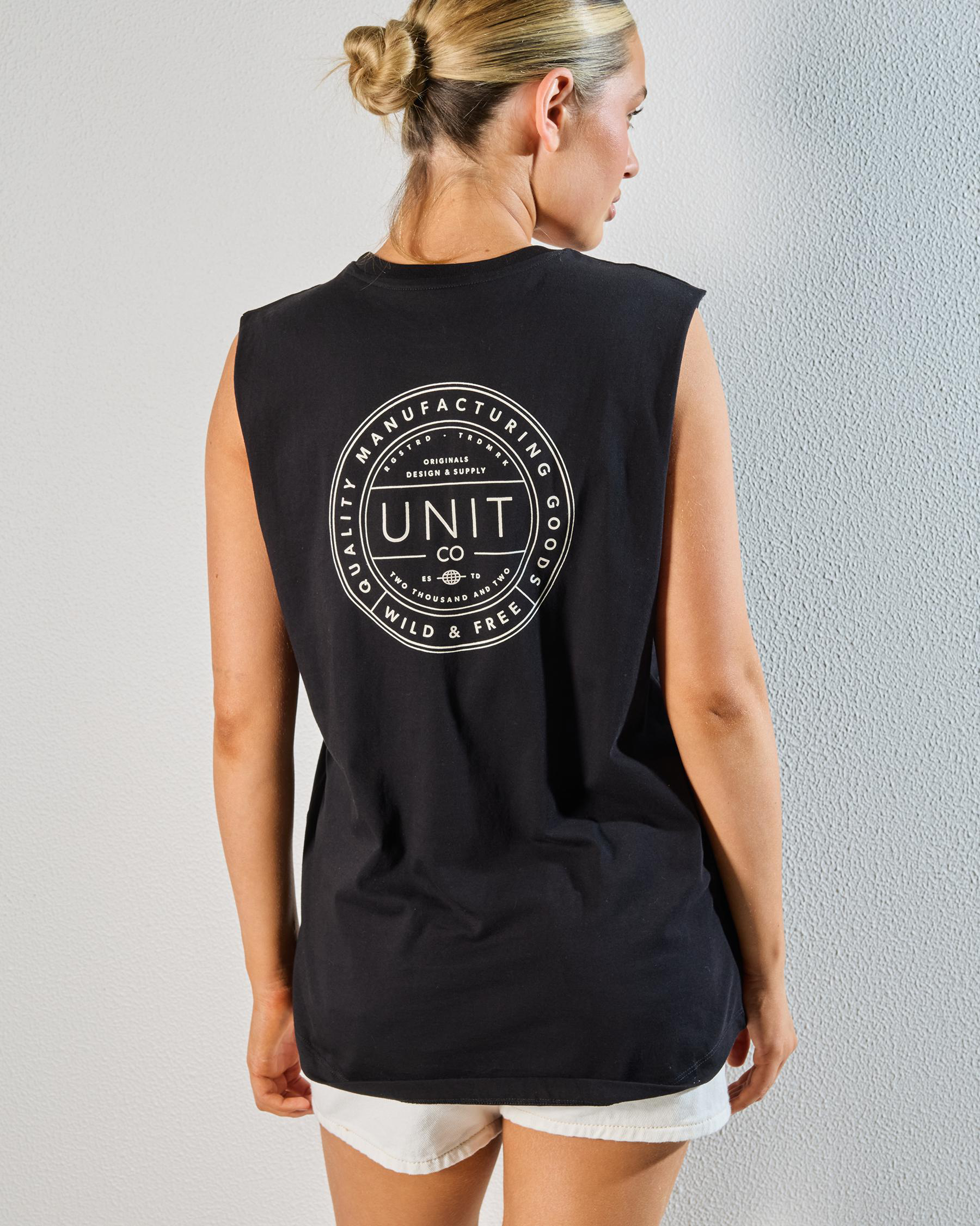 Bond Muscle Tee