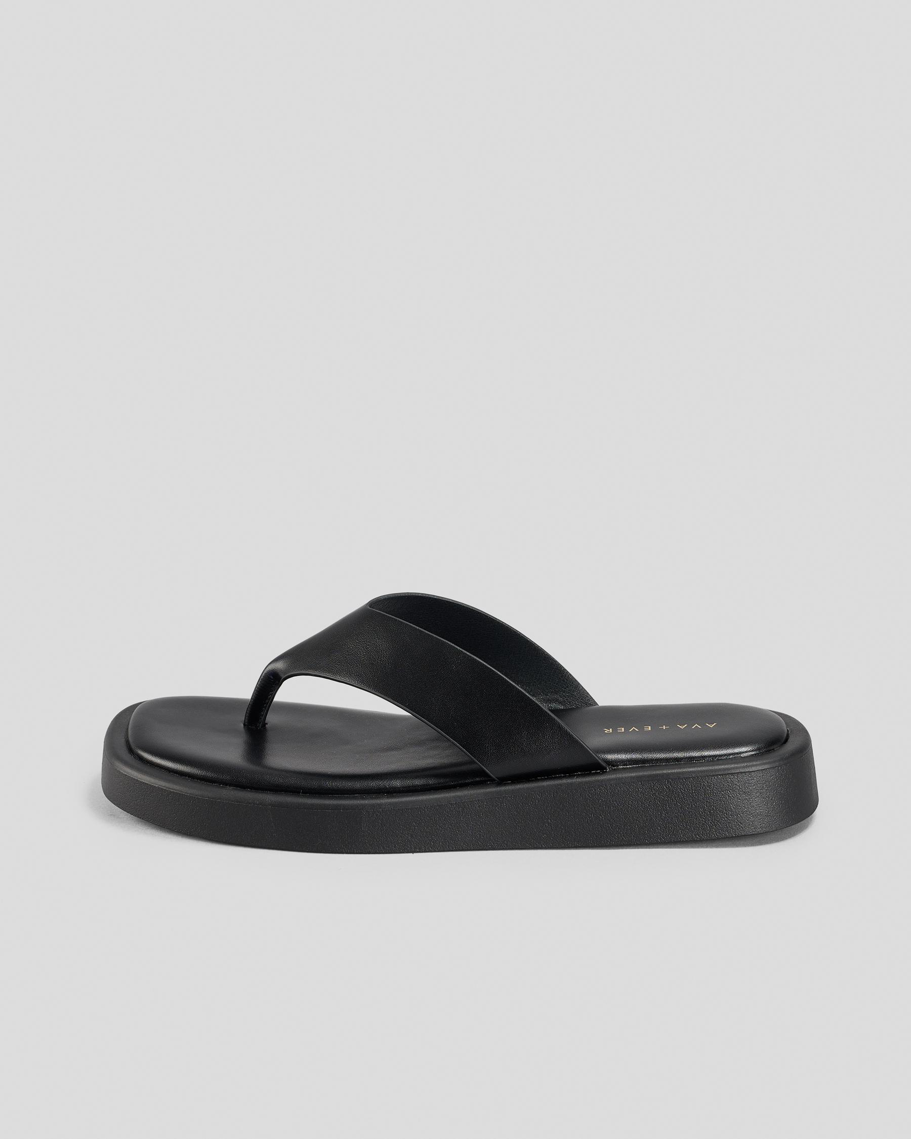 Kai Thong Sandals