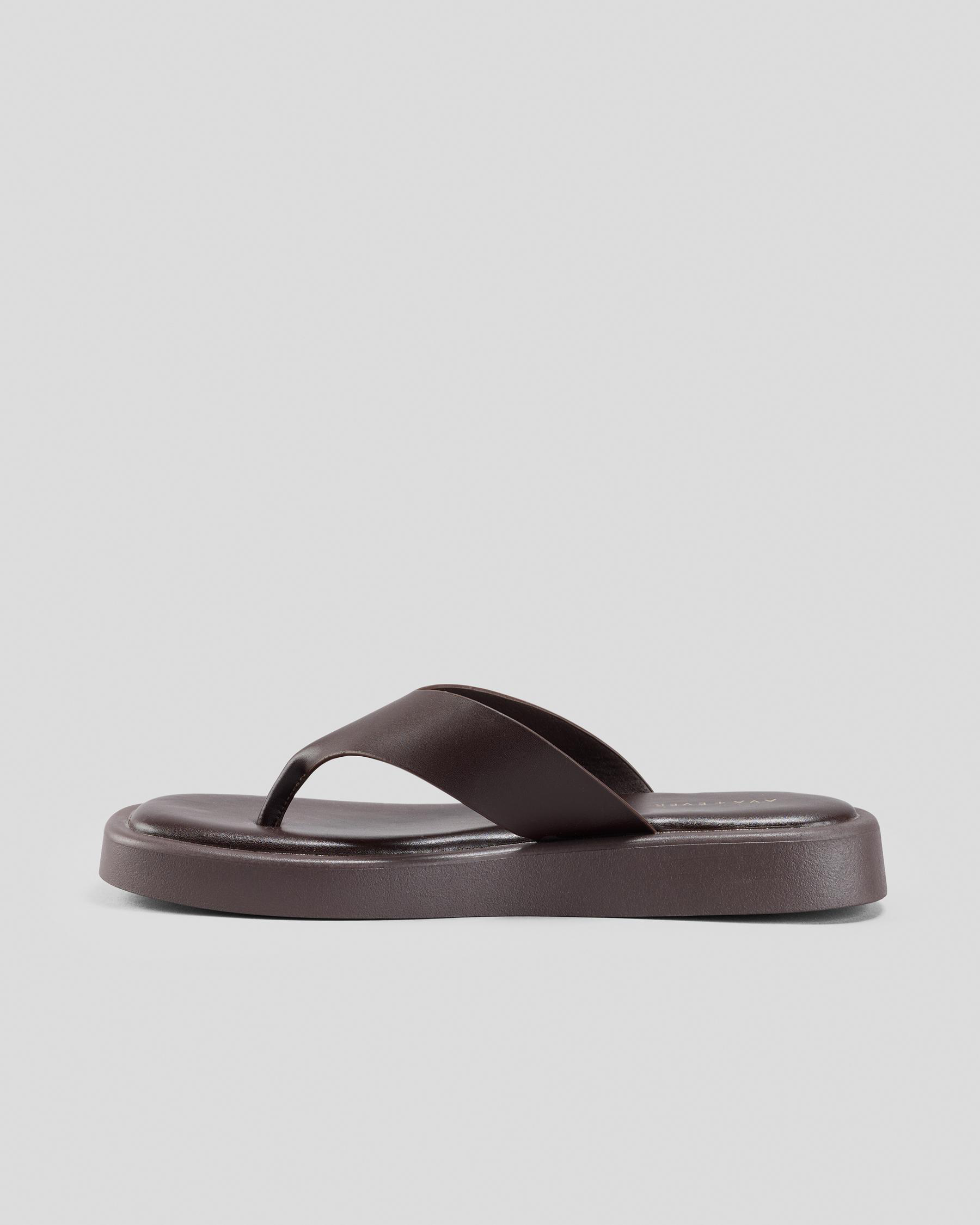 Kai Thong Sandals