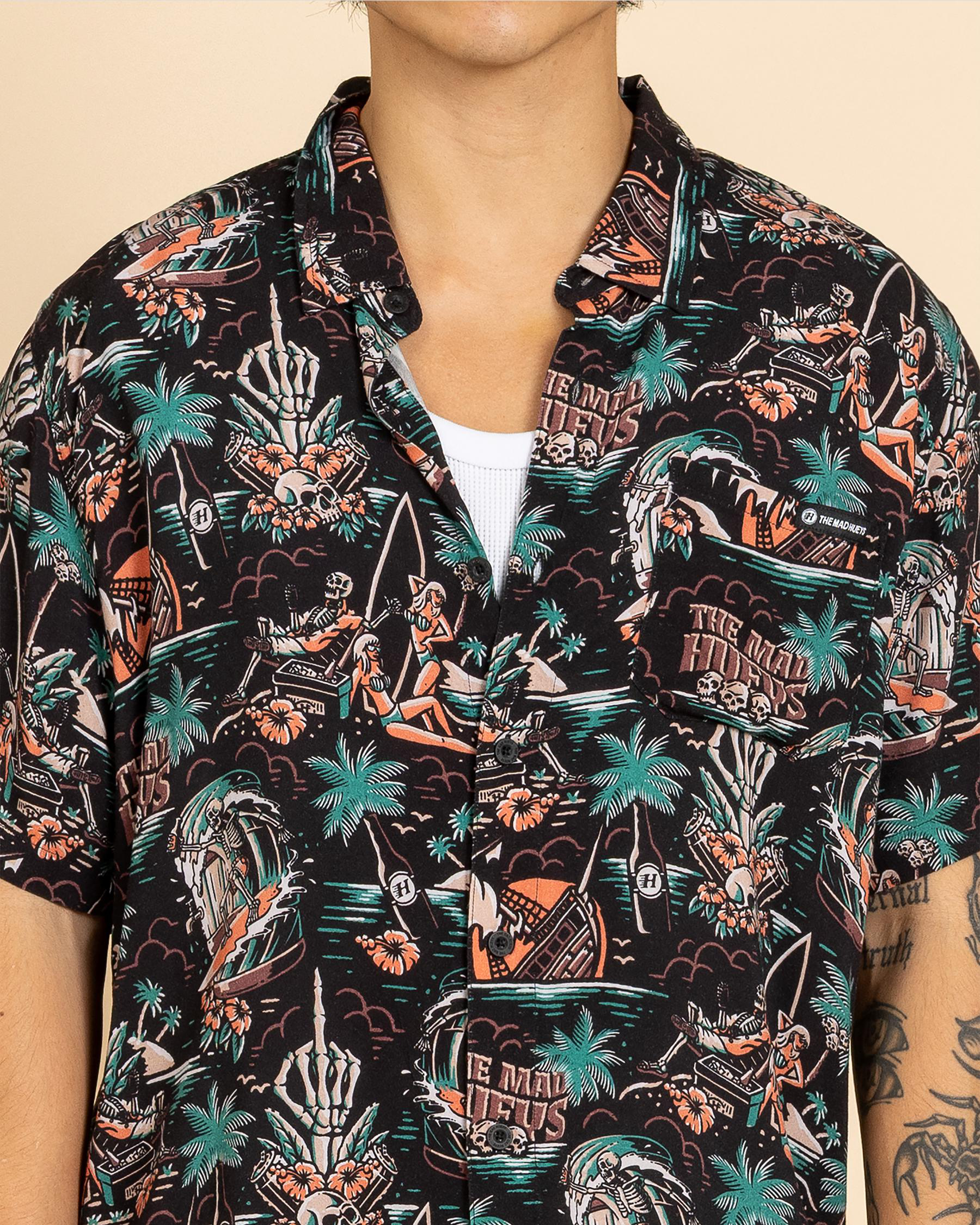 She'll Be Right Short Sleeve Shirt