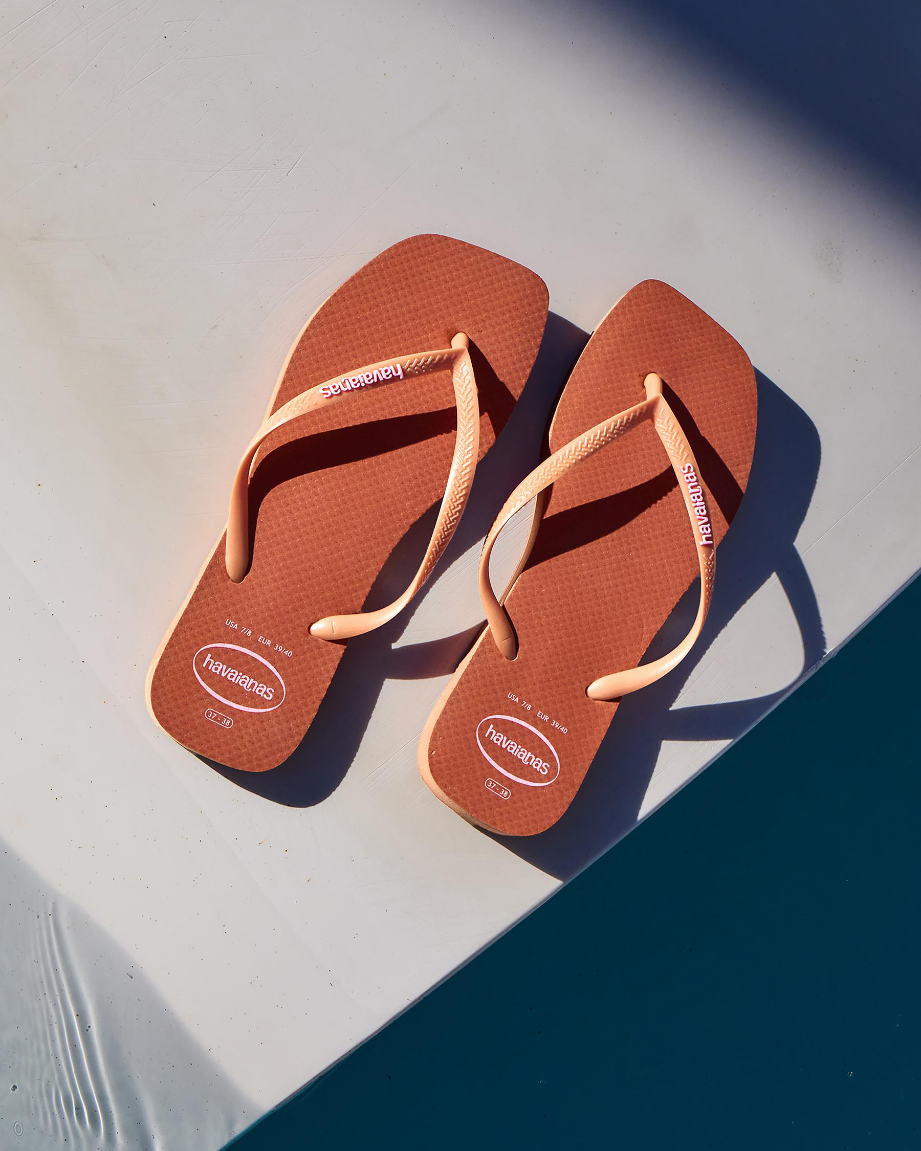 Slim Square Logo Thongs